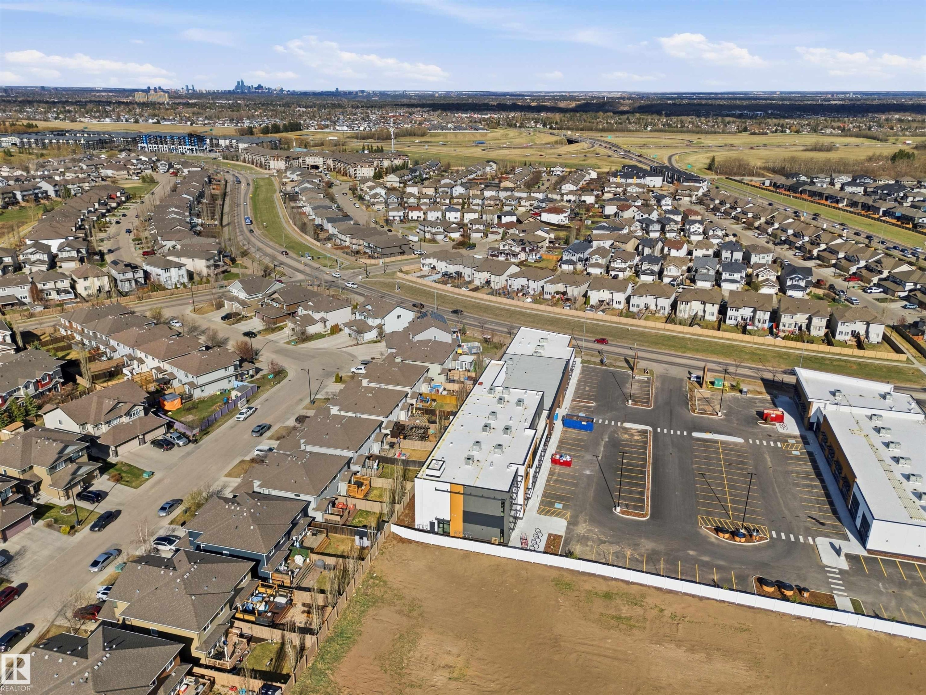 3039 Harvey Cr, Edmonton, AB - Outdoor With View