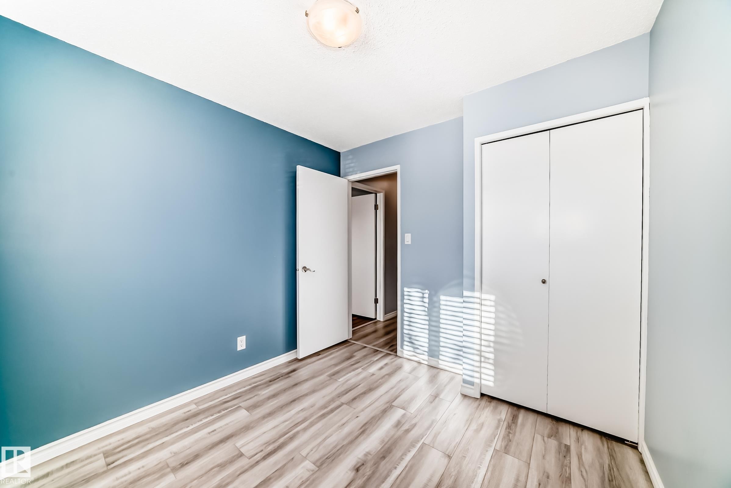 10226 152 Street, Edmonton, AB - Indoor Photo Showing Other Room