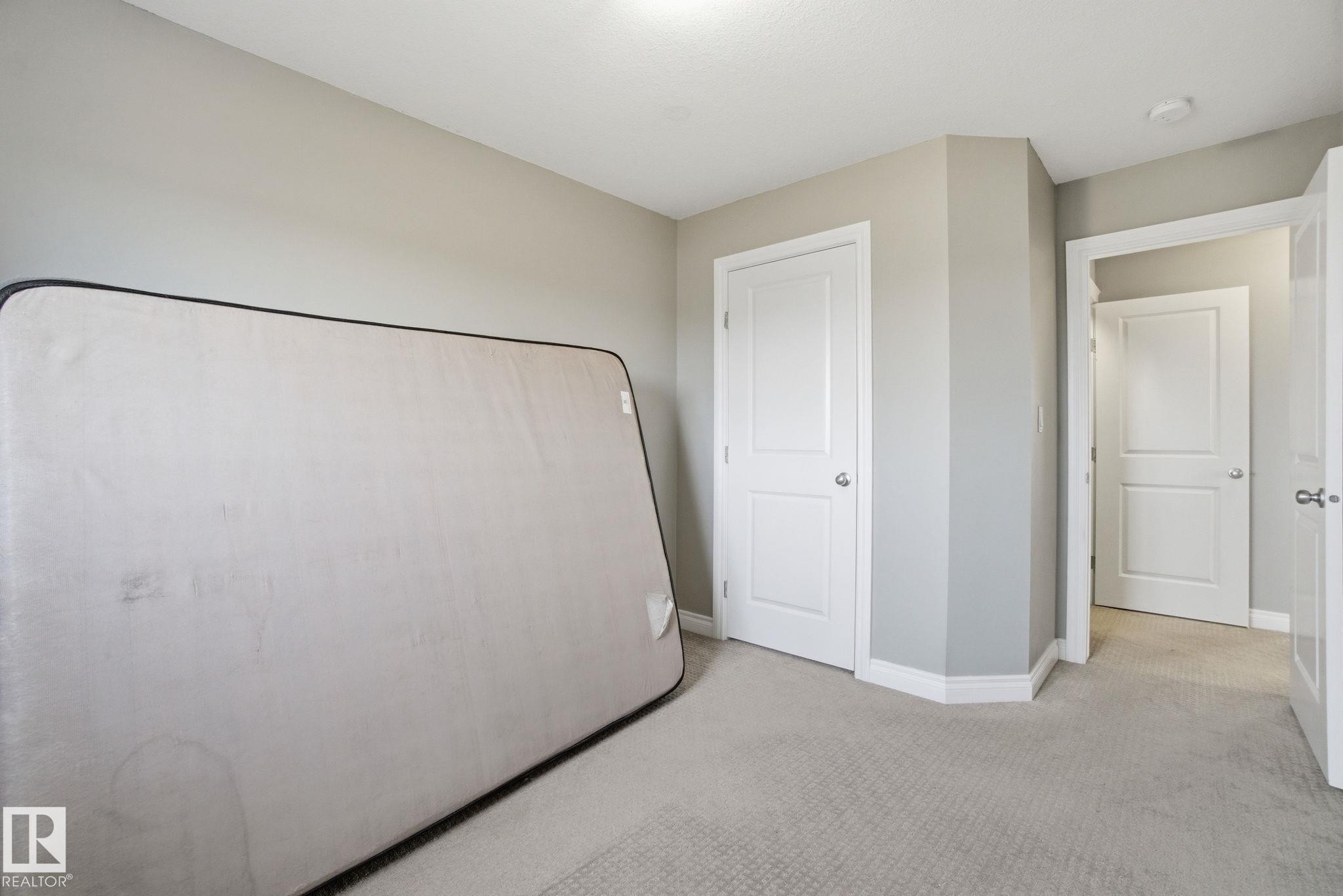 2602 Casey Way, Edmonton, AB - Indoor