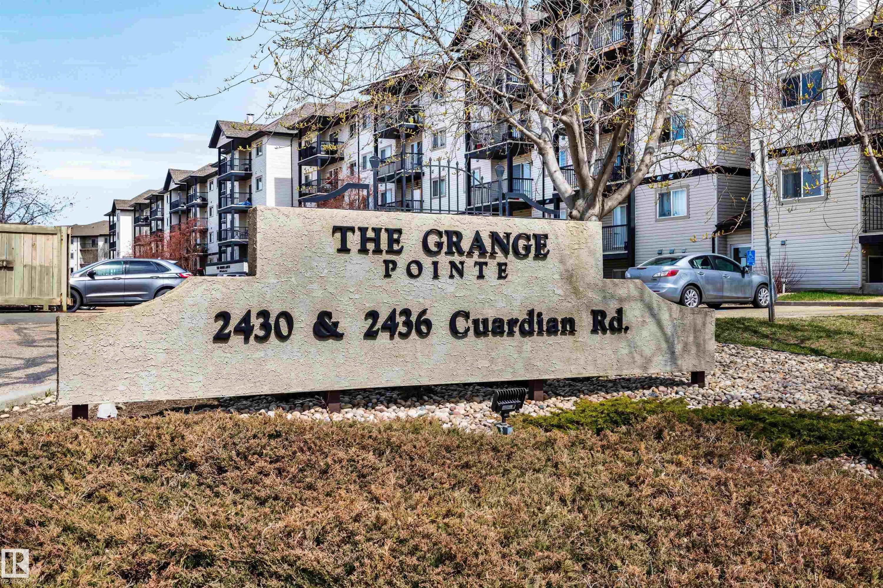 409 2430 Guardian Road, Edmonton, AB - Outdoor