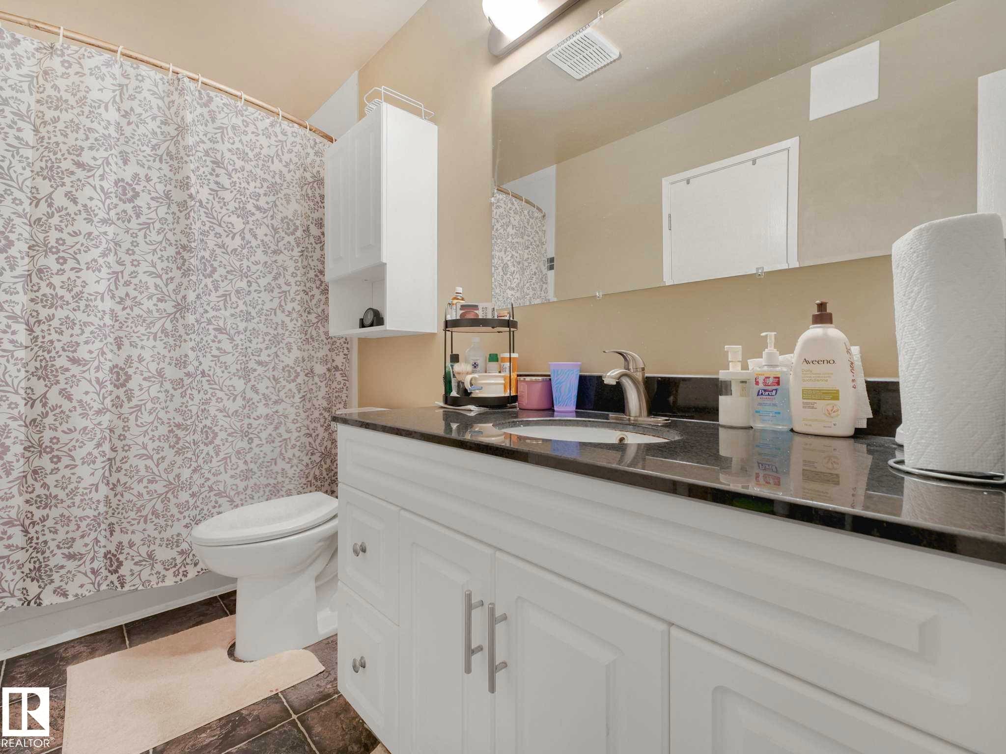 1102 Saddleback Road, Edmonton, AB - Indoor Photo Showing Laundry Room