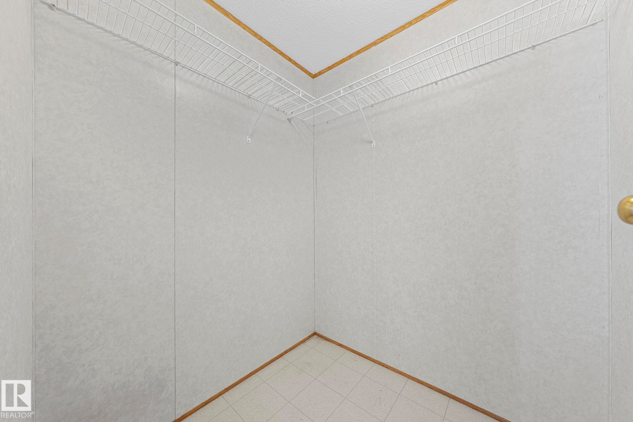 Interior closet featuring wire shelving - 623 Evergreen Park, Edmonton, AB - Indoor Photo Showing Other Room
