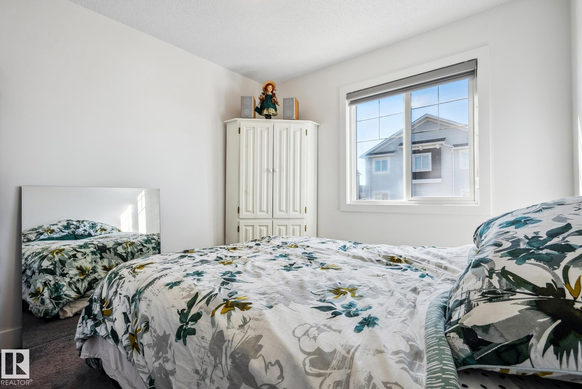 76 330 Bulyea Road, Edmonton, AB - Indoor Photo Showing Bedroom