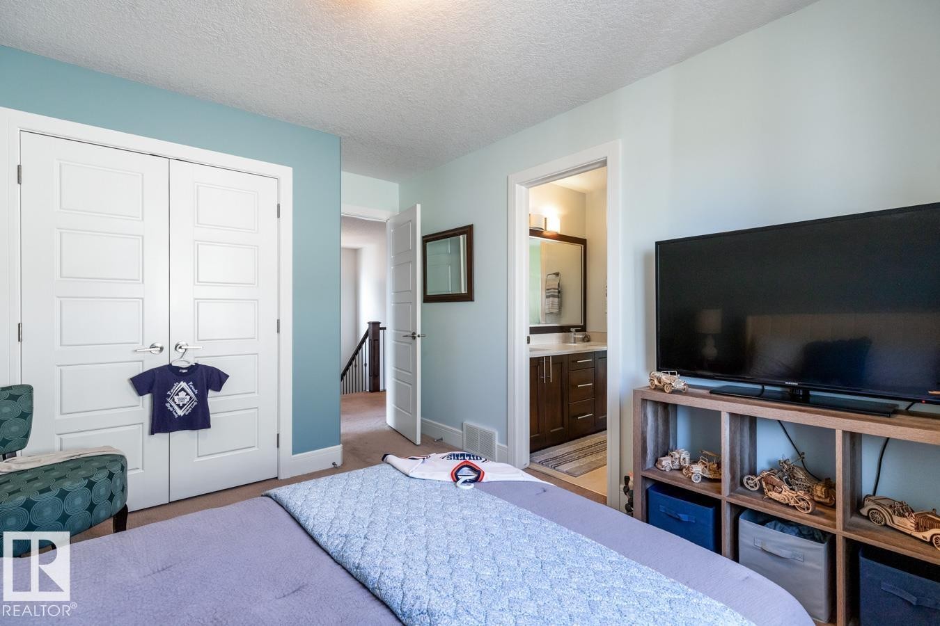 357 Simpkins Wynd, Leduc, AB - Indoor Photo Showing Bedroom