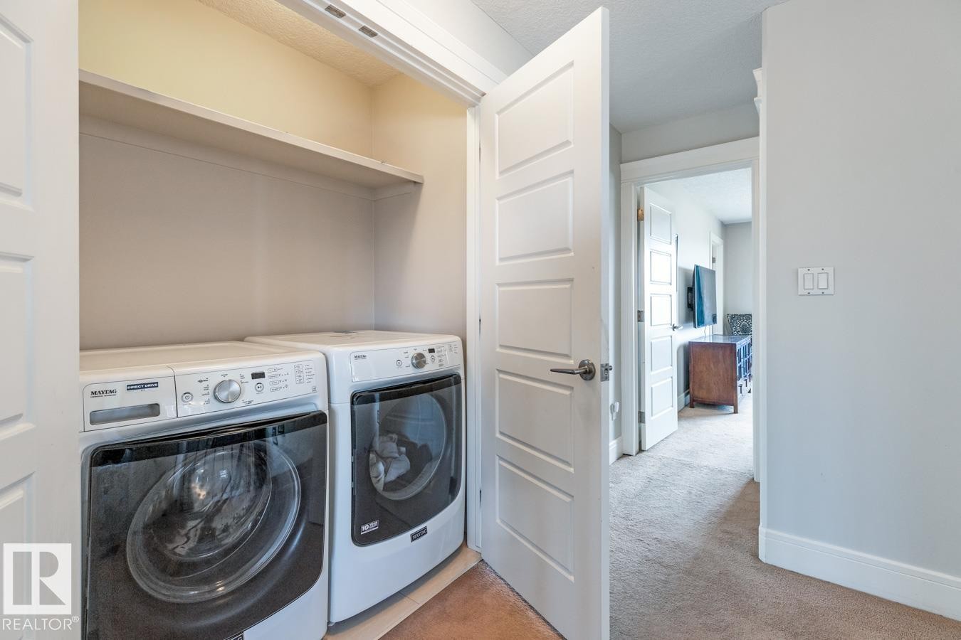 357 Simpkins Wynd, Leduc, AB - Indoor Photo Showing Laundry Room