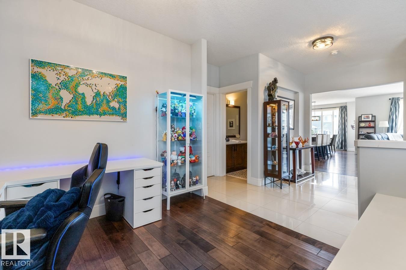 357 Simpkins Wynd, Leduc, AB - Indoor Photo Showing Other Room