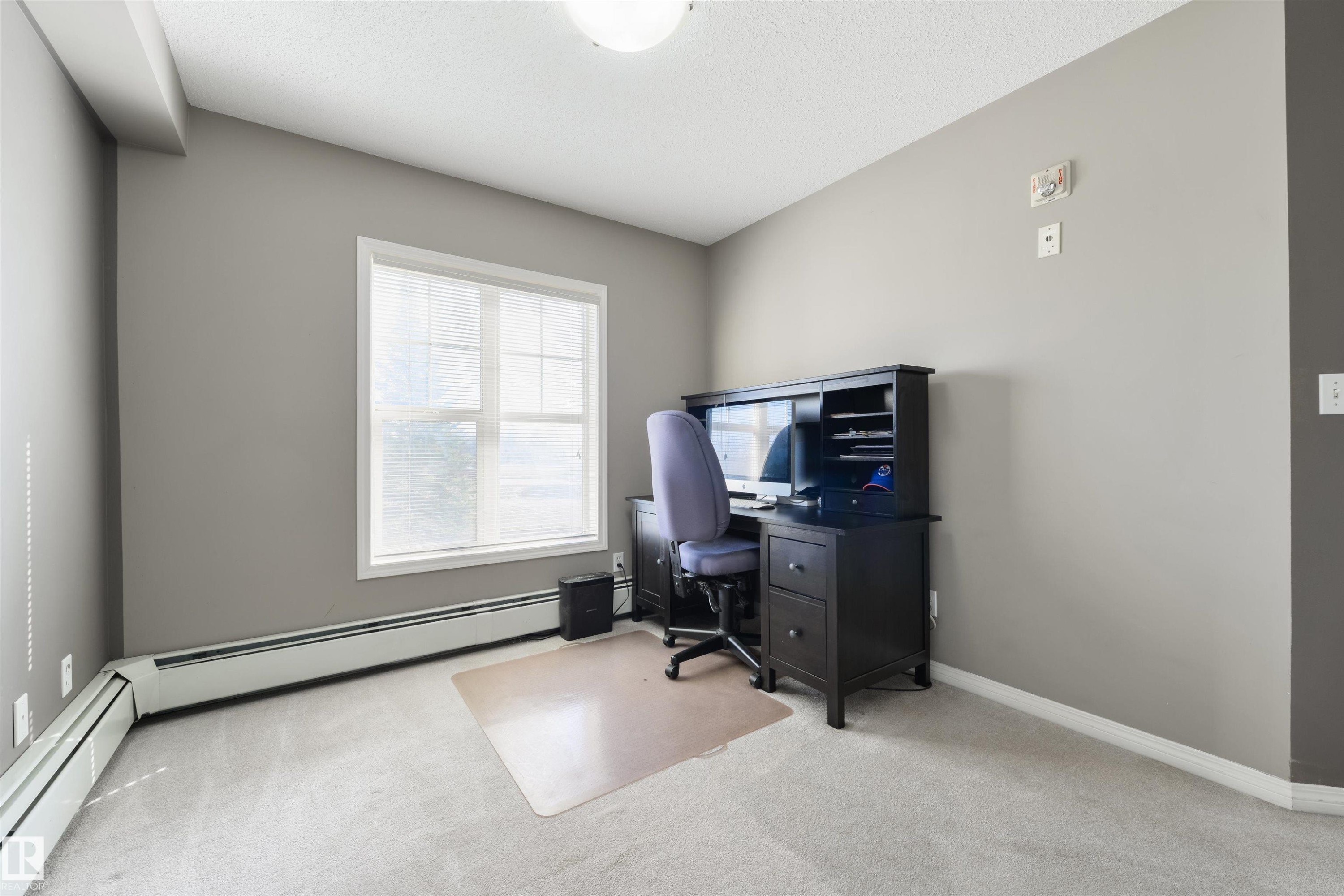 202 622 Mcallister Loop, Edmonton, AB - Indoor Photo Showing Office
