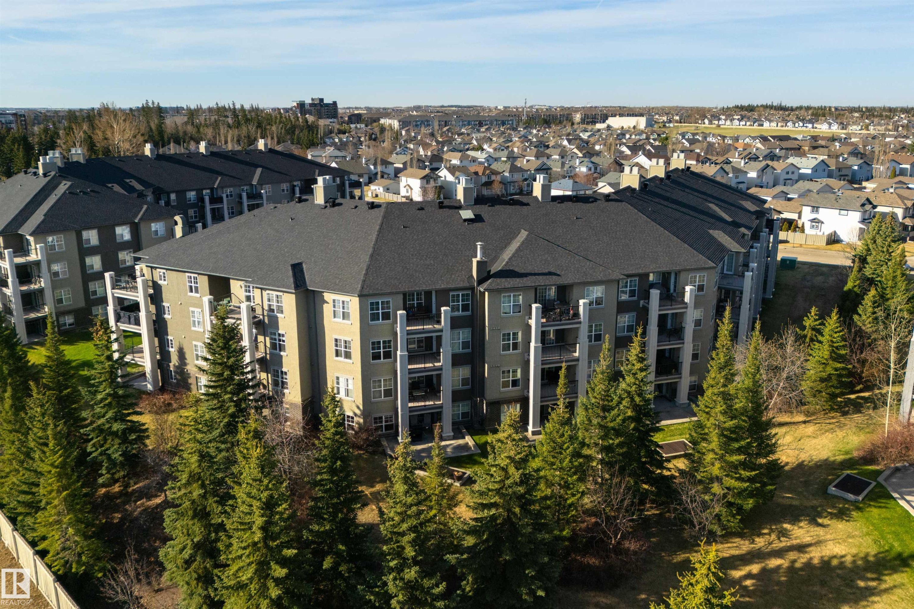 202 622 Mcallister Loop, Edmonton, AB - Outdoor