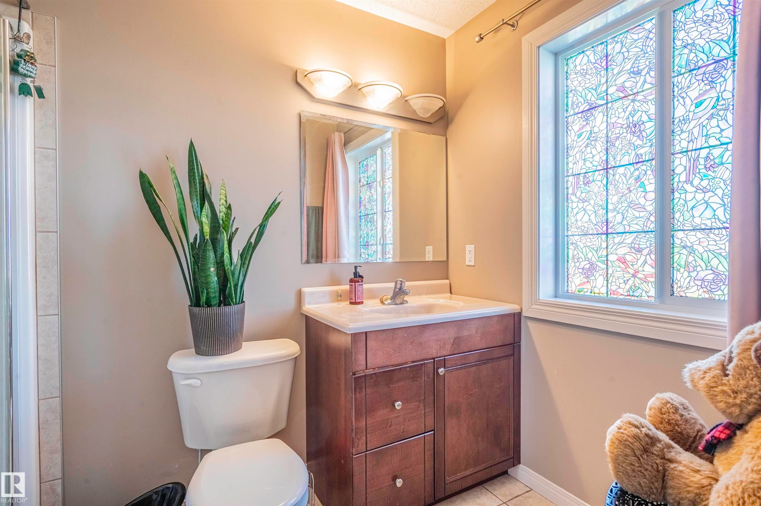 4431 48 Avenue, Clyde, AB - Indoor Photo Showing Bathroom