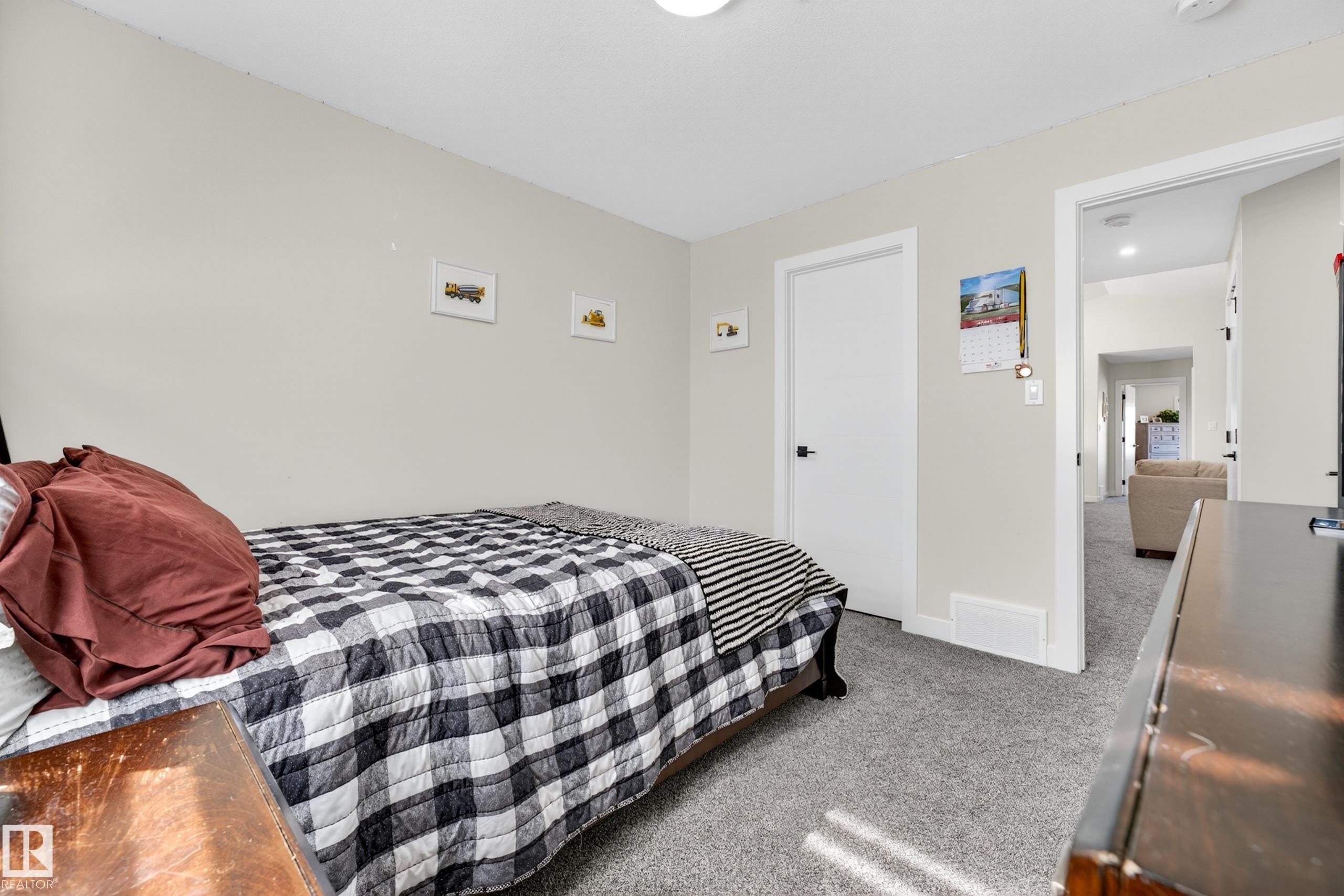 117 Kidd Crescent, Leduc, AB - Indoor Photo Showing Bedroom