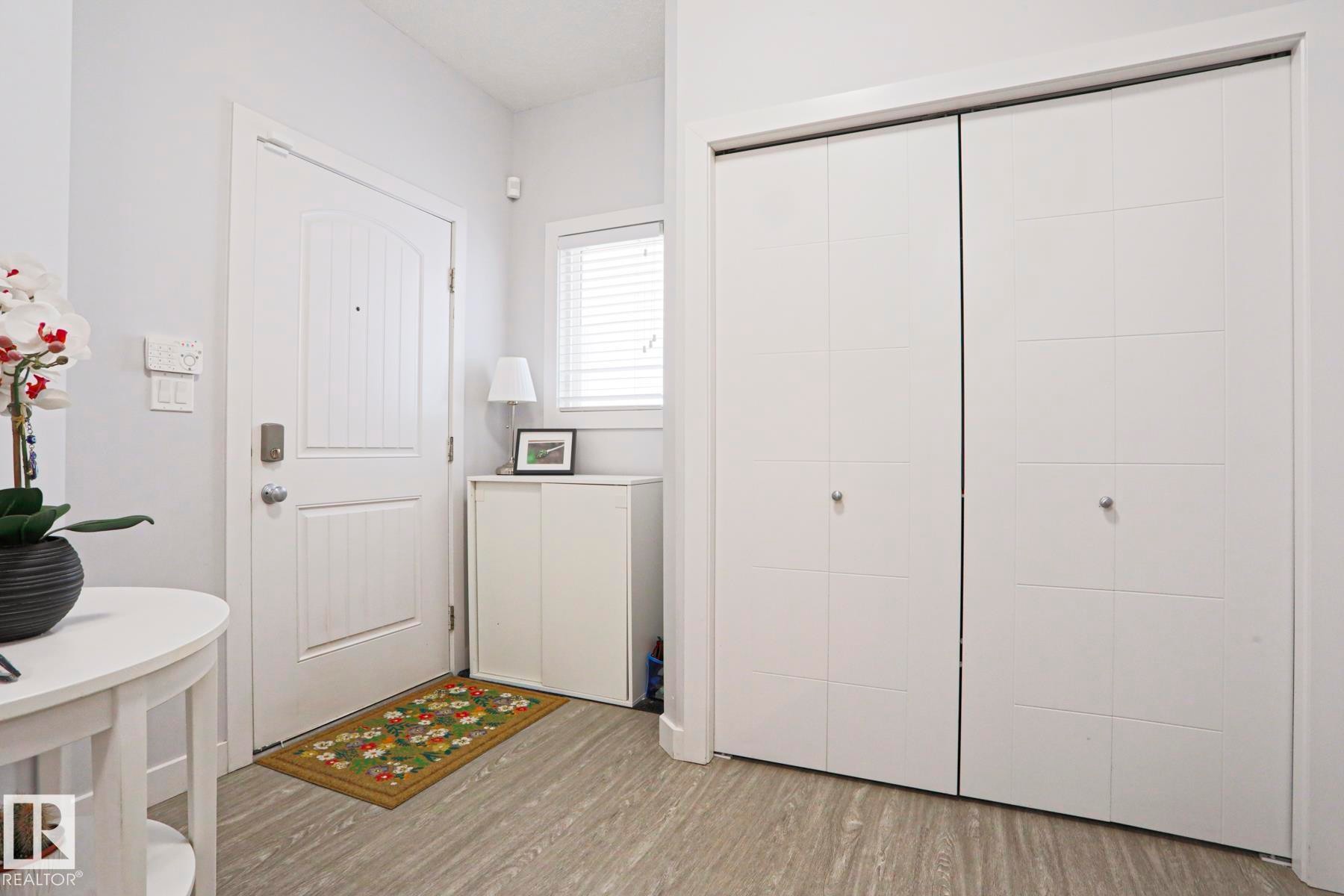 7314 Edgemont Way, Edmonton, AB - Indoor Photo Showing Other Room