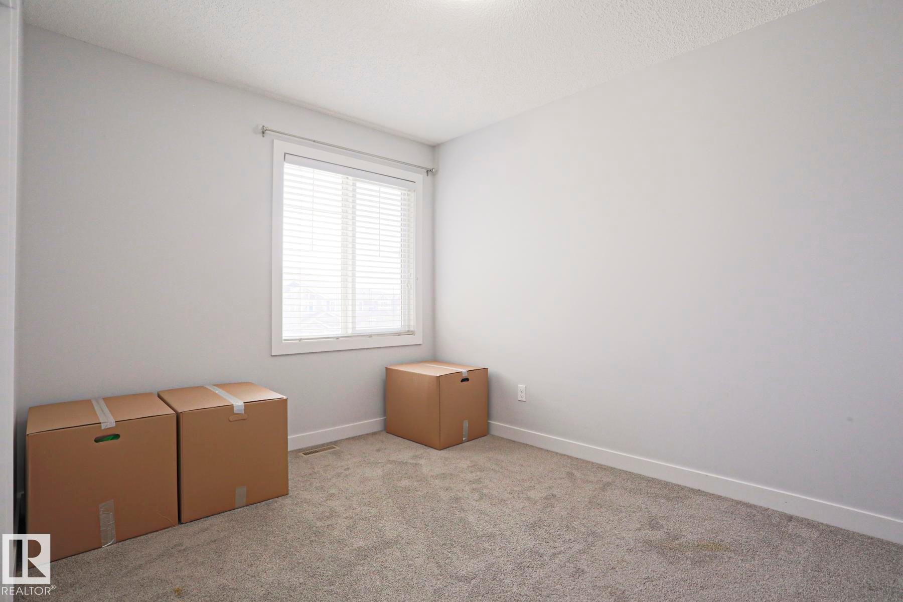 7314 Edgemont Way, Edmonton, AB - Indoor