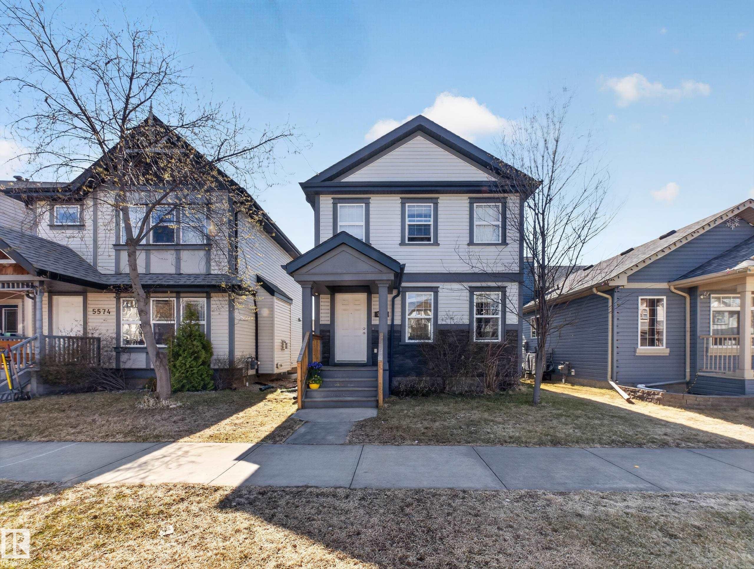 5576 Stevens Crescent Nw, Edmonton, AB - Outdoor With Facade