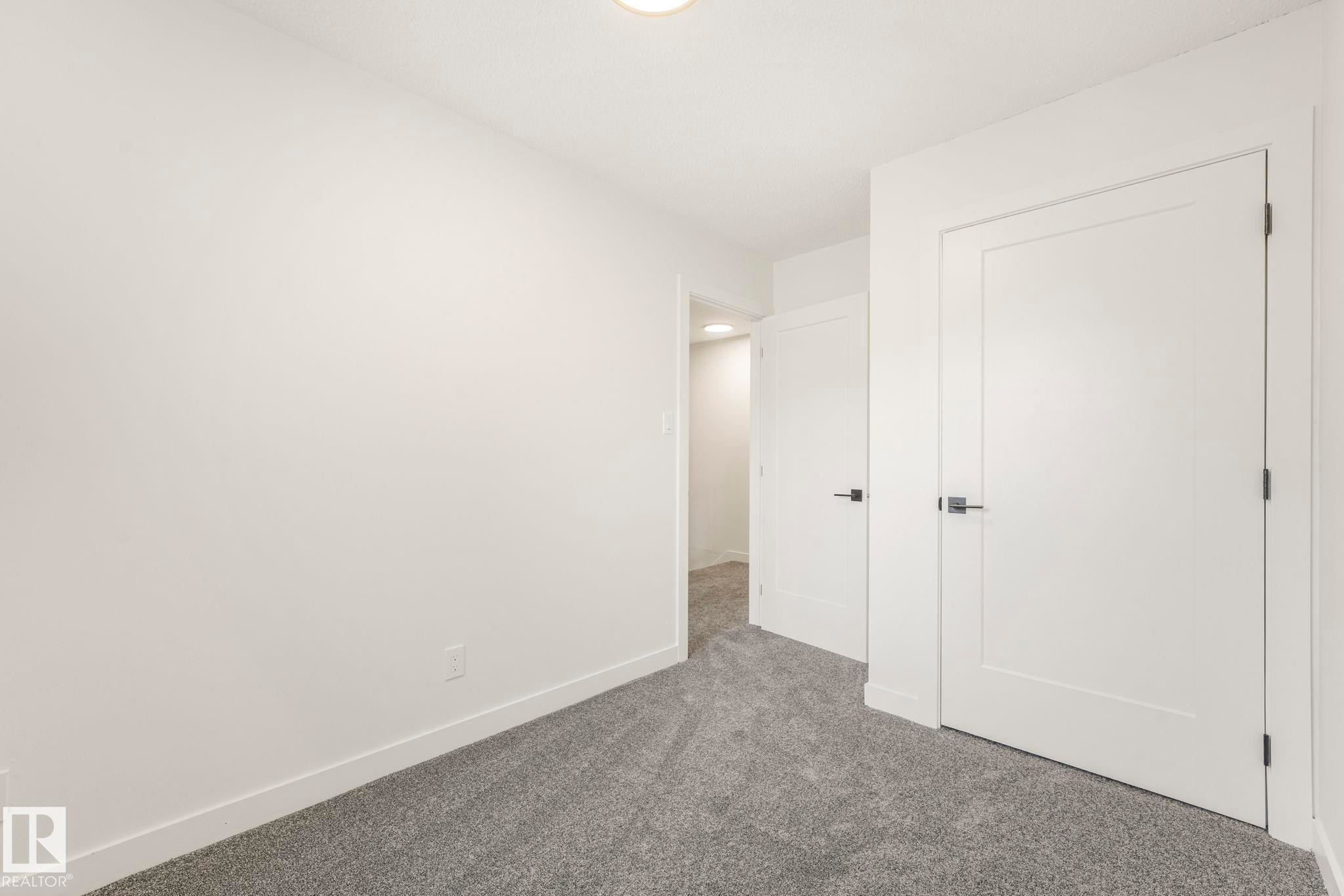 199B Homestead Crescent, Edmonton, AB - Indoor Photo Showing Other Room