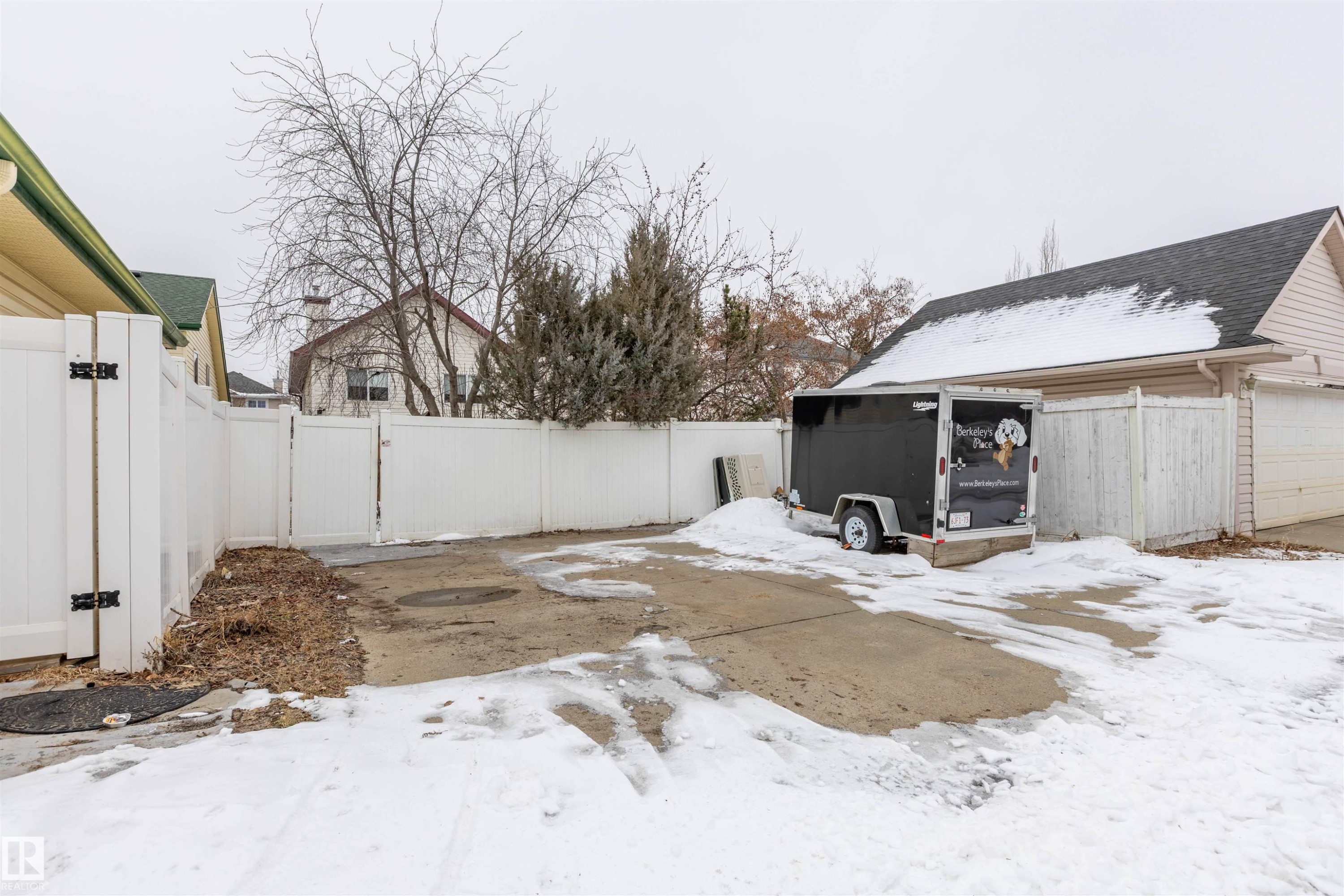 1712 Turvey Bend, Edmonton, AB - Outdoor