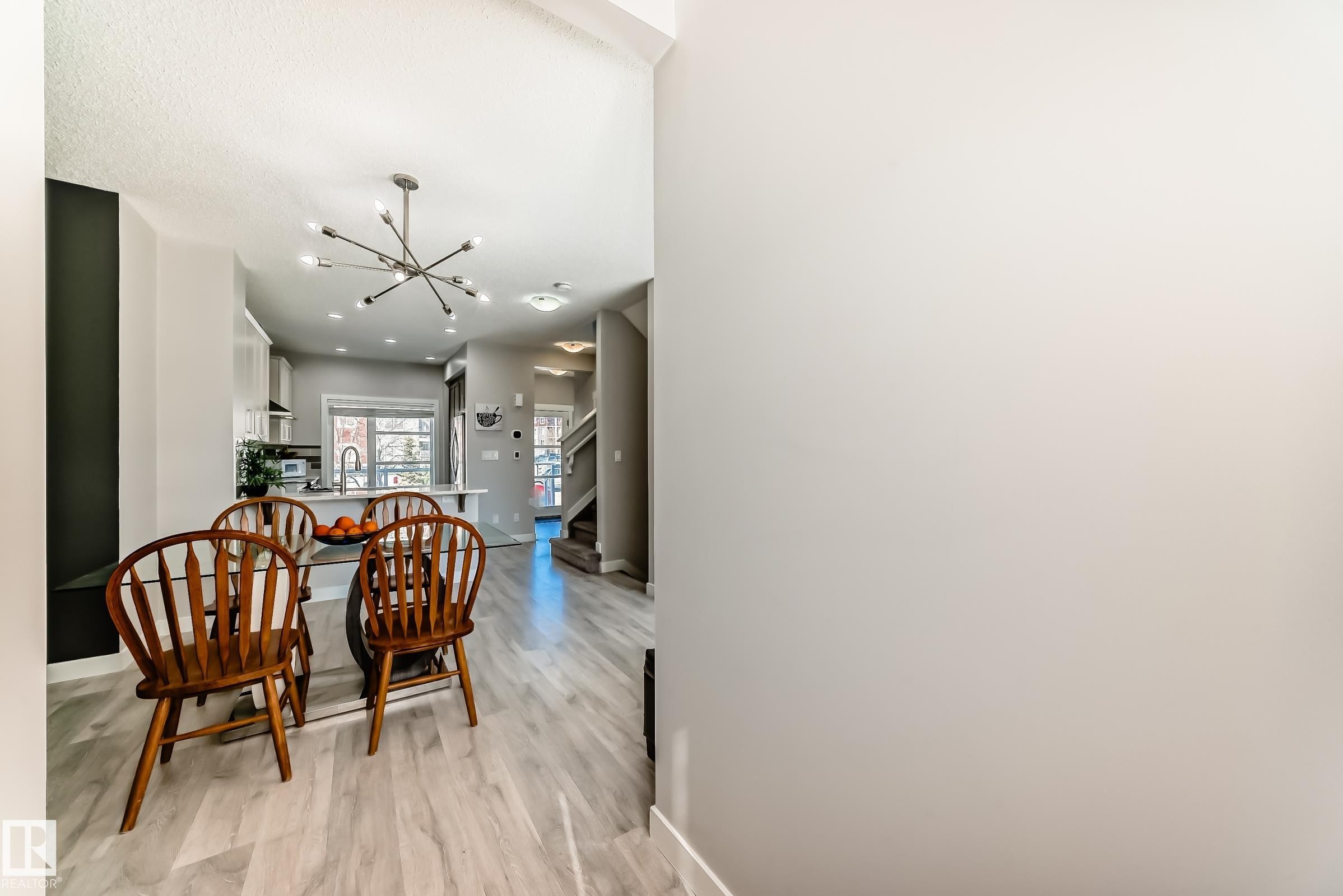 18127 77 Street, Edmonton, AB - Indoor
