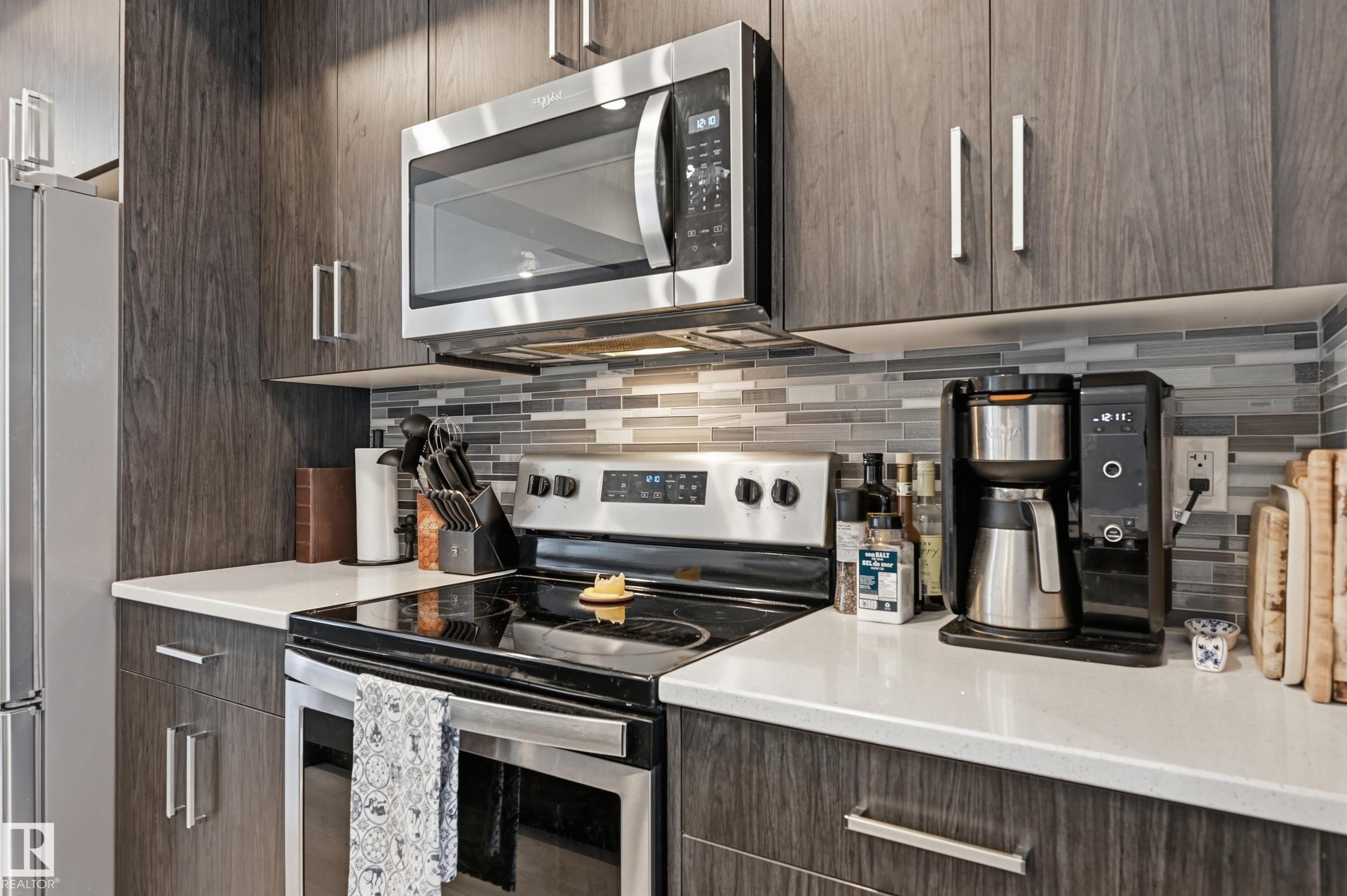 24 215 Saddleback Road, Edmonton, AB - Indoor Photo Showing Kitchen