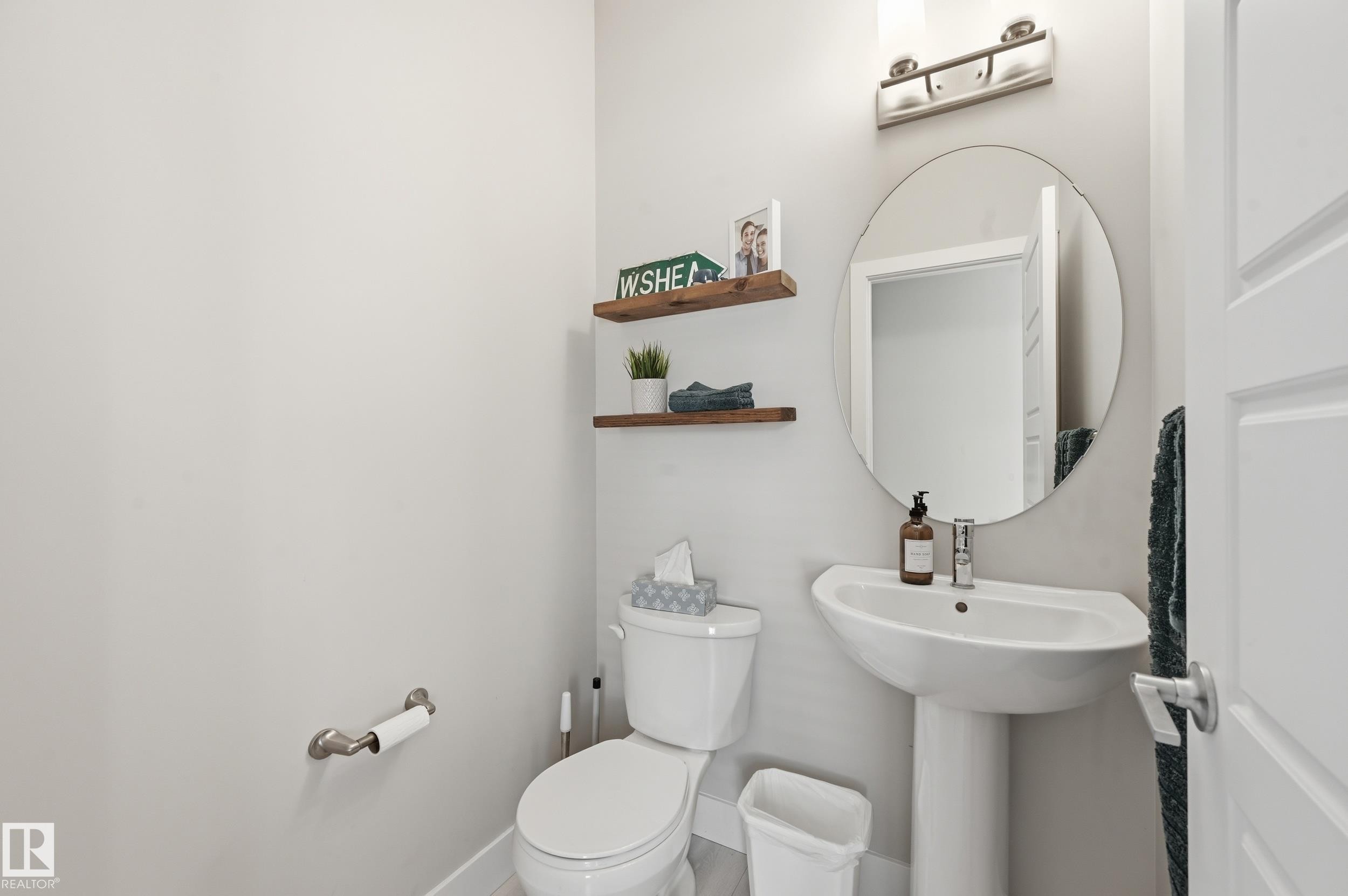 24 215 Saddleback Road, Edmonton, AB - Indoor Photo Showing Bathroom