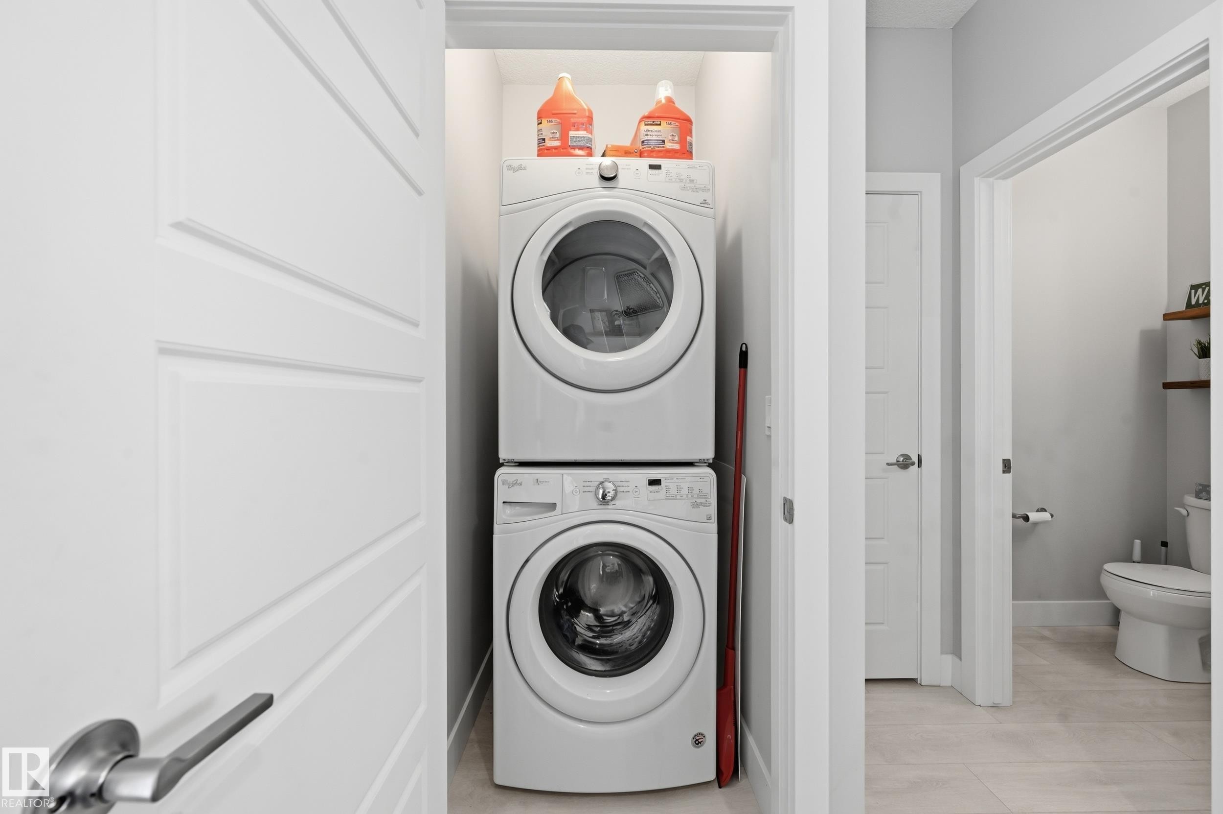 24 215 Saddleback Road, Edmonton, AB - Indoor Photo Showing Laundry Room