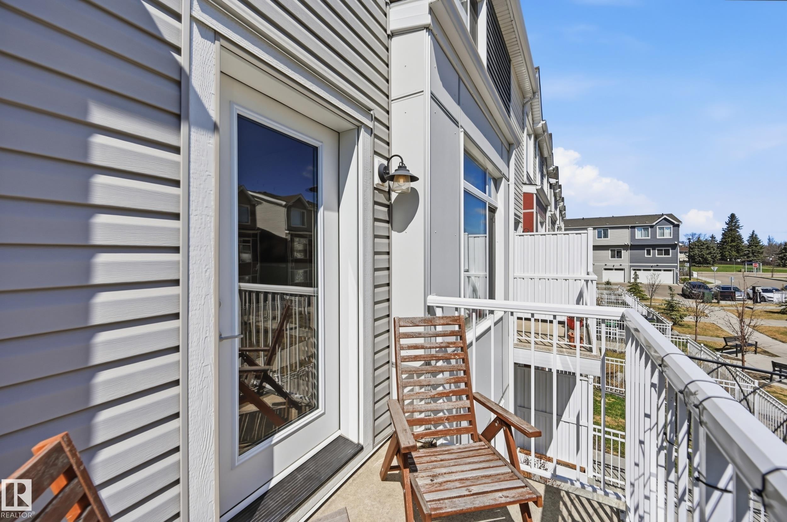 24 215 Saddleback Road, Edmonton, AB - Outdoor