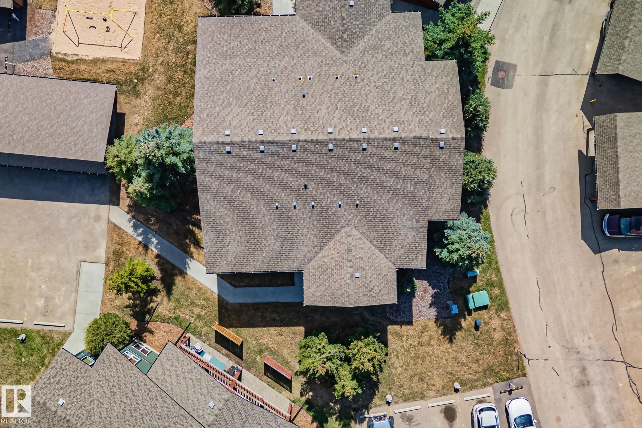 Image quality insufficient for description - 2201 Graybriar Green, Stony Plain, AB - Outdoor