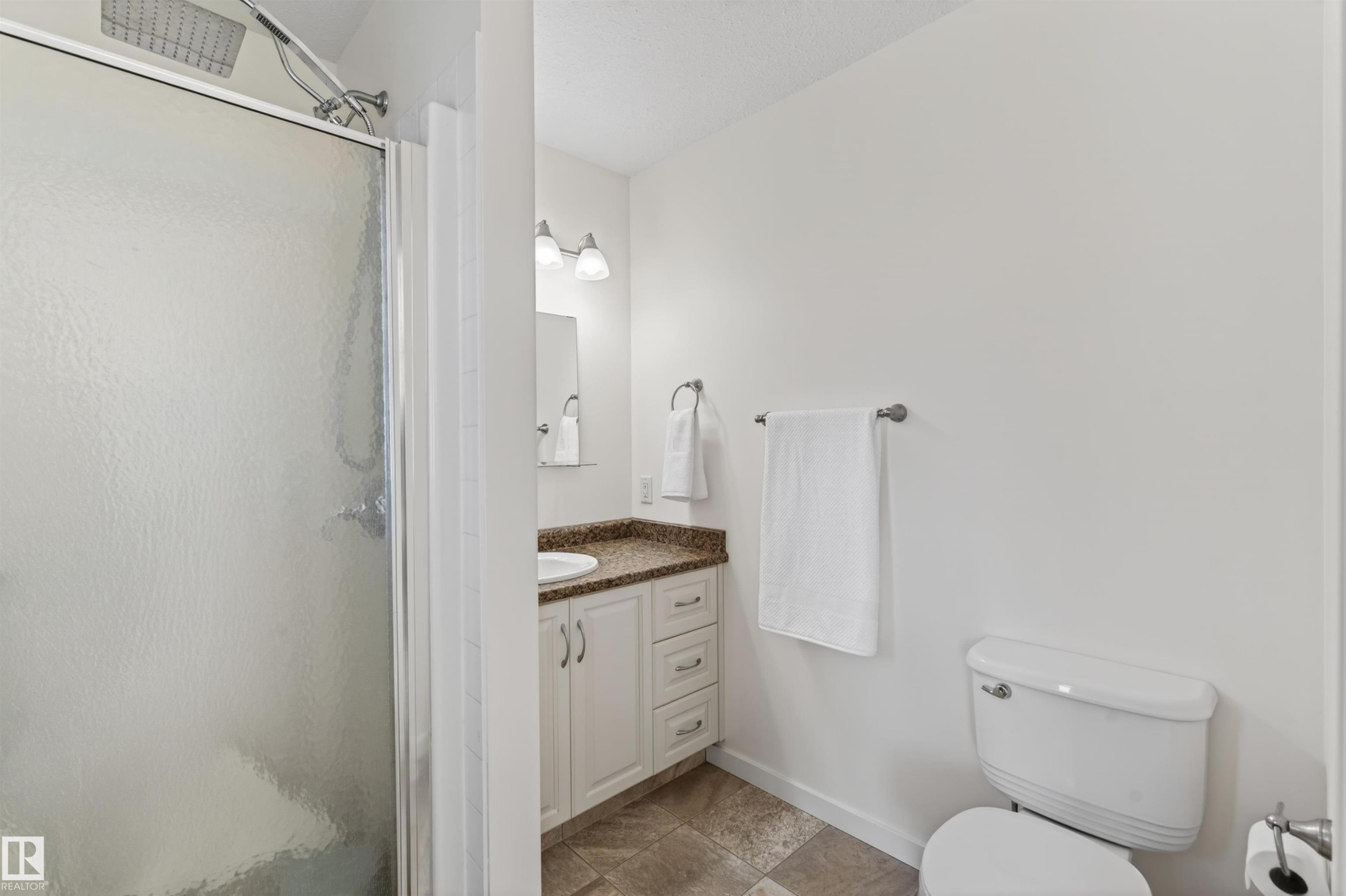 702C Rocky Way, Cold Lake, AB - Indoor Photo Showing Bathroom
