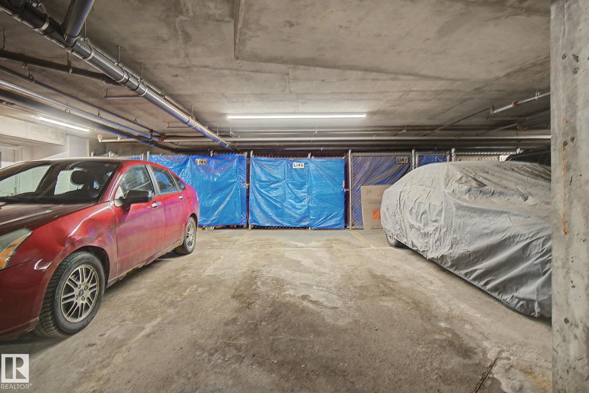 #411 10033 110 St Nw, Edmonton, AB - Indoor Photo Showing Garage
