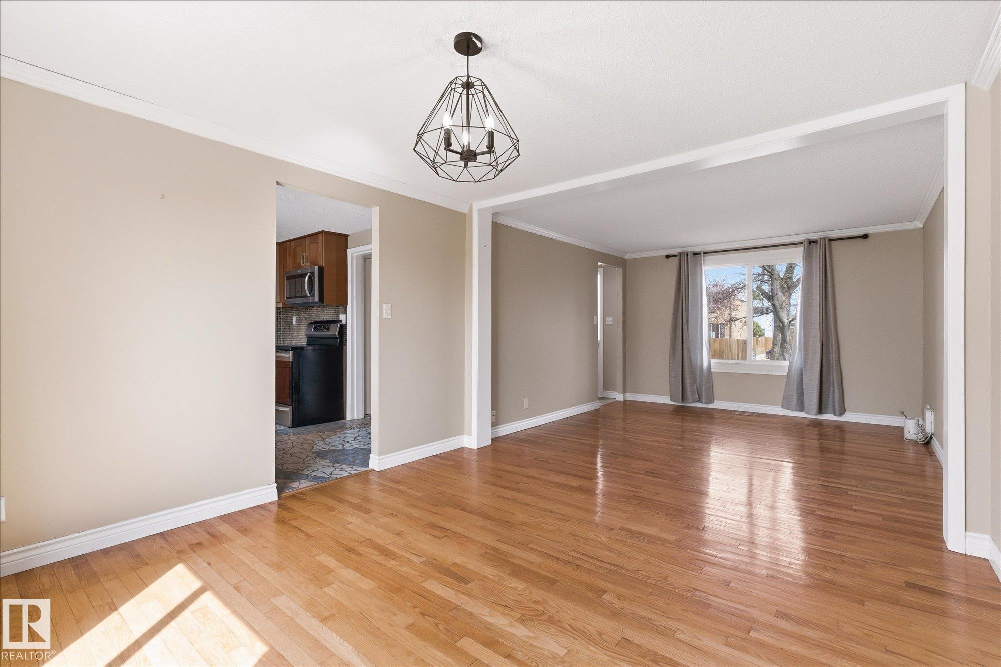 81 Ridgewood Terrace, St. Albert, AB - Indoor Photo Showing Other Room