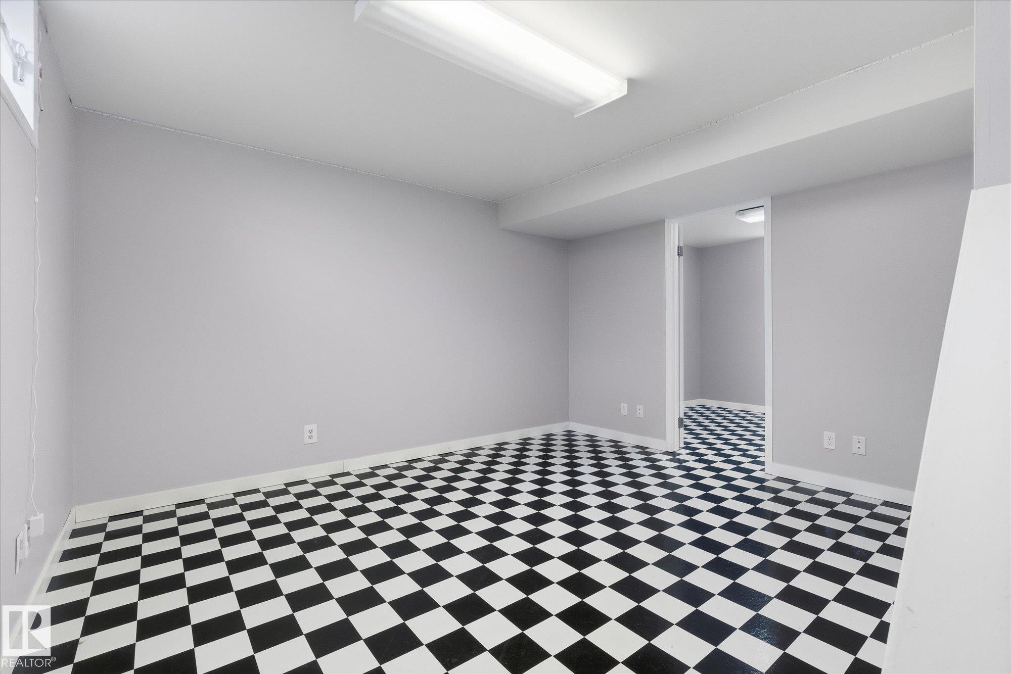81 Ridgewood Terrace, St. Albert, AB - Indoor Photo Showing Bedroom