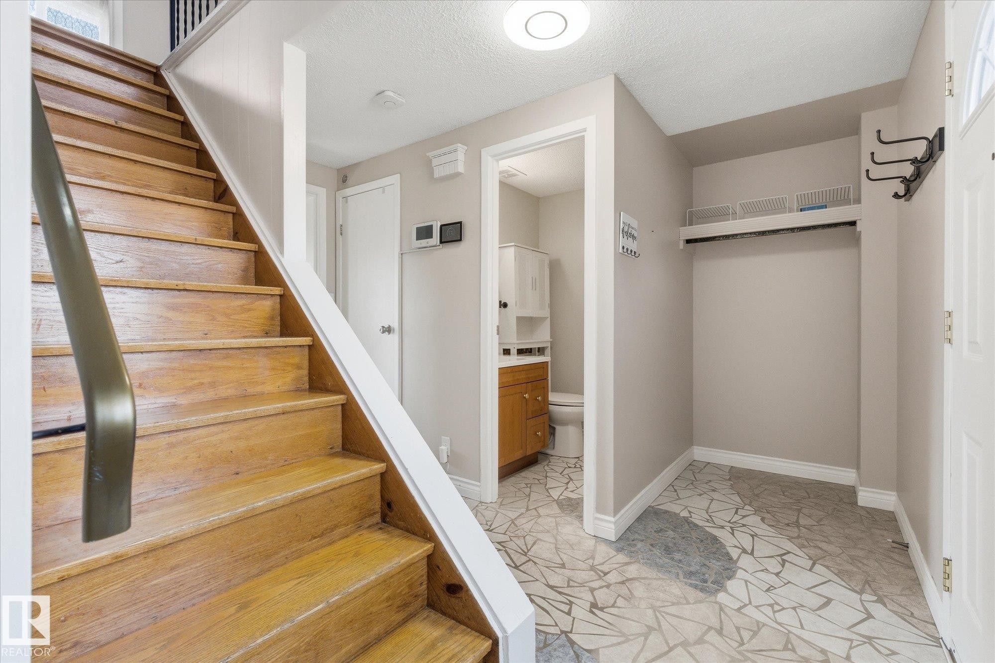 81 Ridgewood Terrace, St. Albert, AB - Indoor Photo Showing Other Room