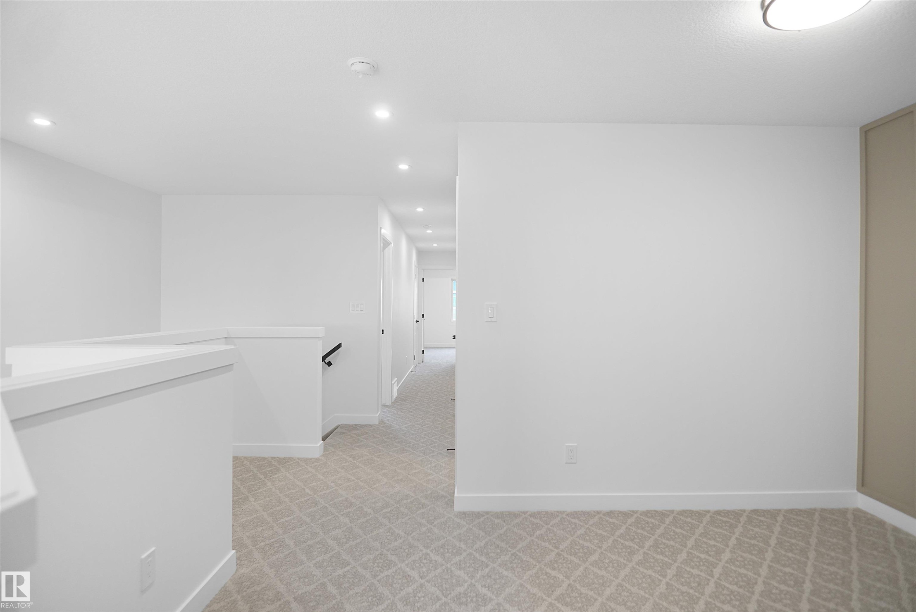 119 Peirwyck Loop, Spruce Grove, AB - Indoor Photo Showing Other Room