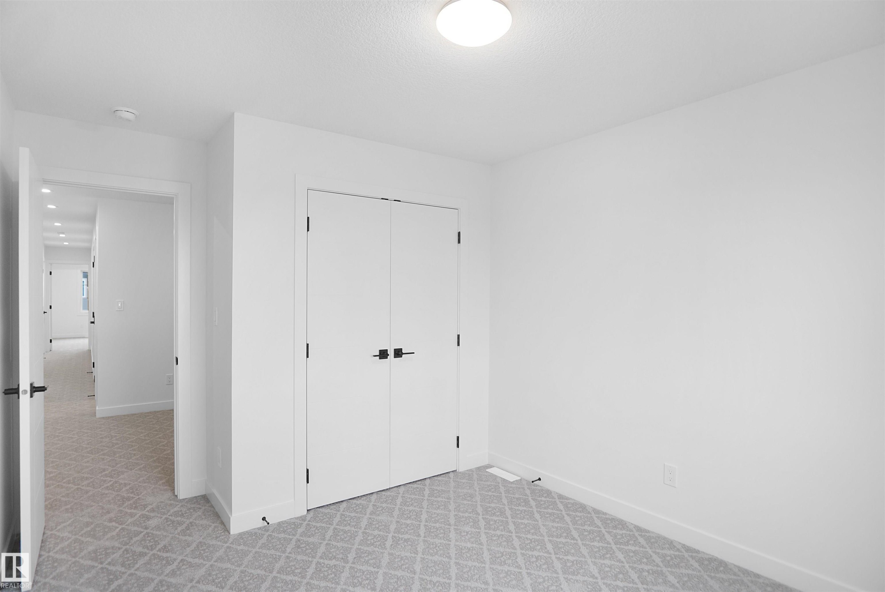 119 Peirwyck Loop, Spruce Grove, AB - Indoor Photo Showing Other Room