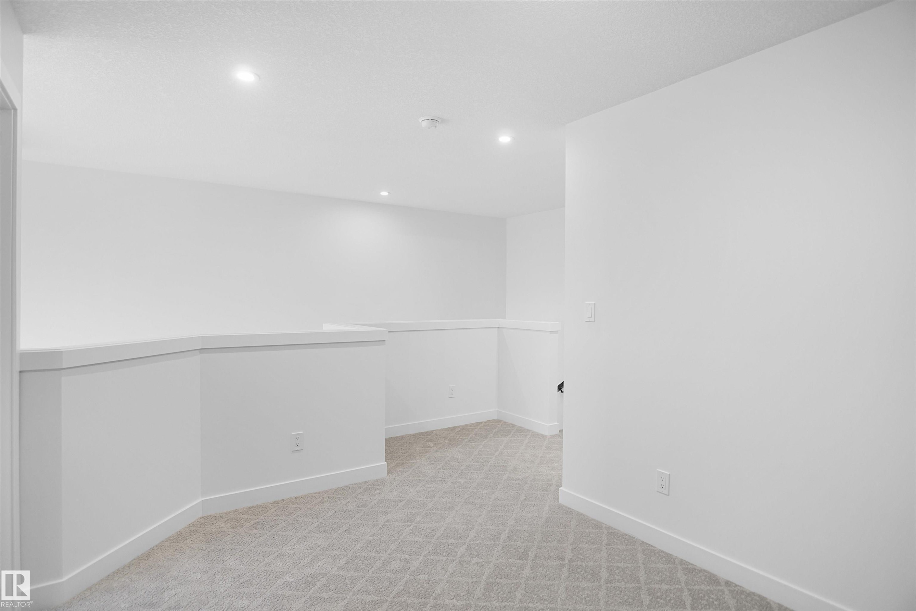 119 Peirwyck Loop, Spruce Grove, AB - Indoor Photo Showing Other Room