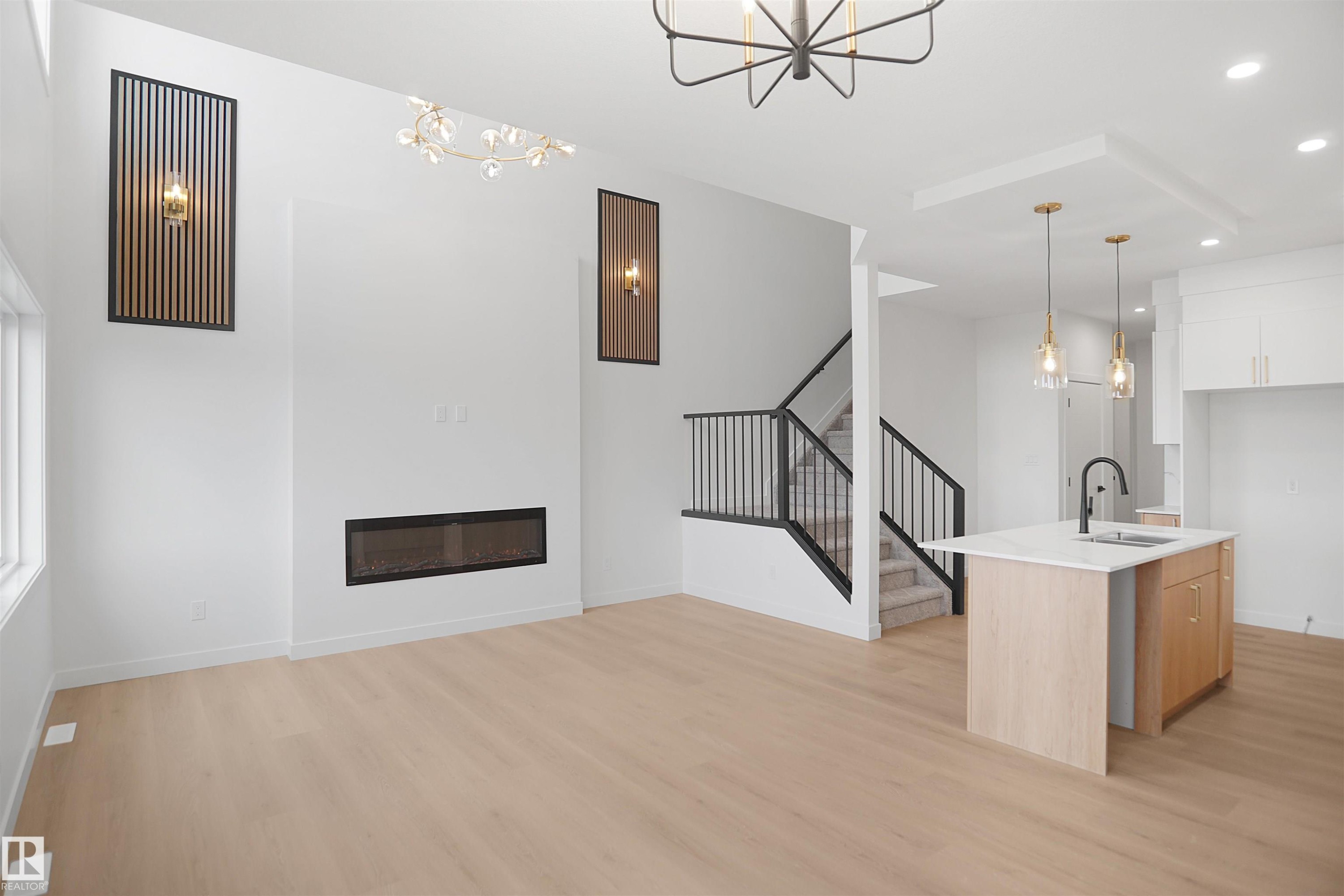 119 Peirwyck Loop, Spruce Grove, AB - Indoor