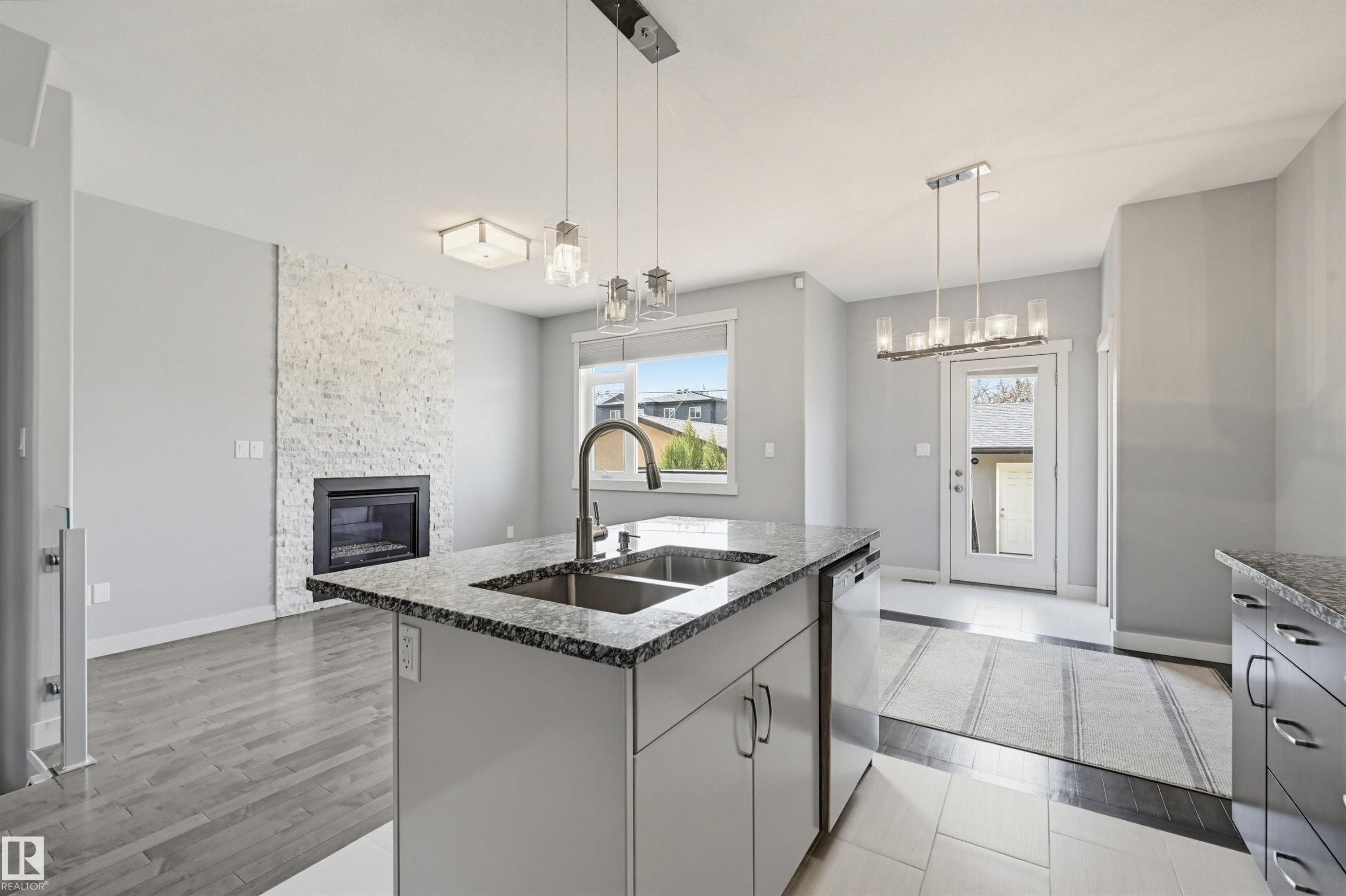 8834 91 Street, Edmonton, AB - Indoor Photo Showing Kitchen With Double Sink With Upgraded Kitchen