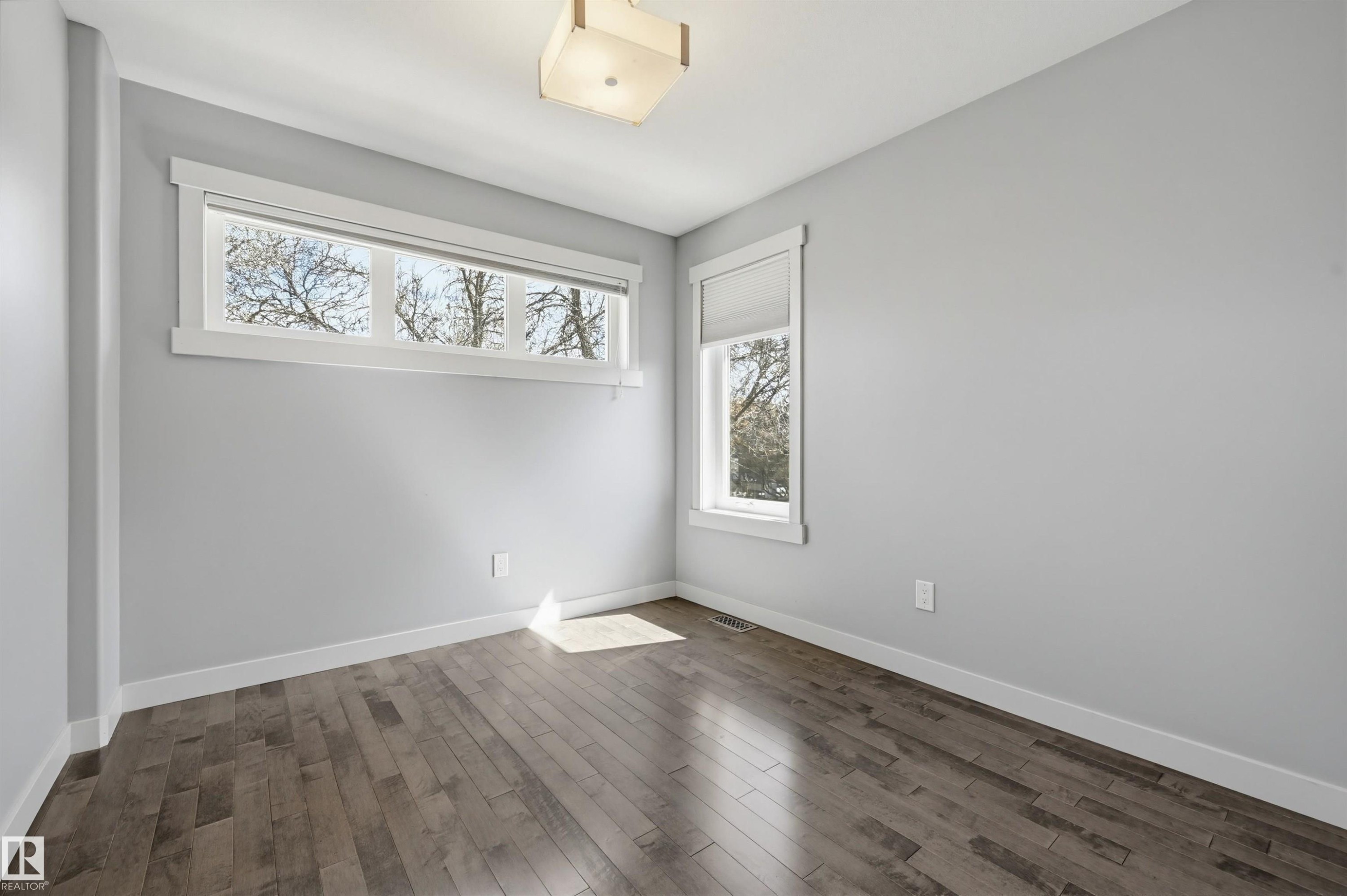 8834 91 Street, Edmonton, AB - Indoor Photo Showing Other Room