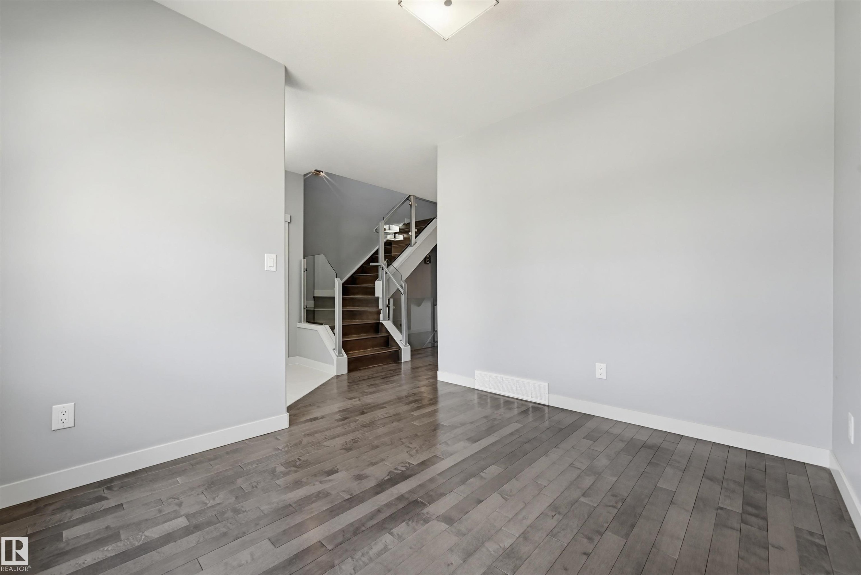 8834 91 Street, Edmonton, AB - Indoor Photo Showing Other Room