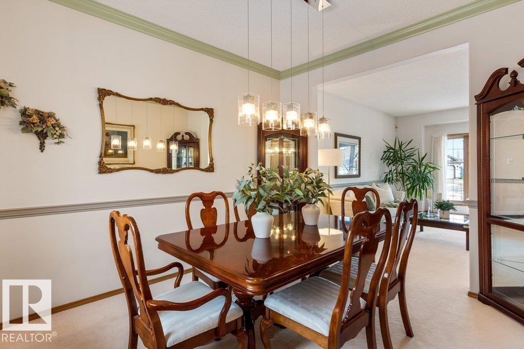 4344 28A Street, Edmonton, AB - Indoor Photo Showing Dining Room