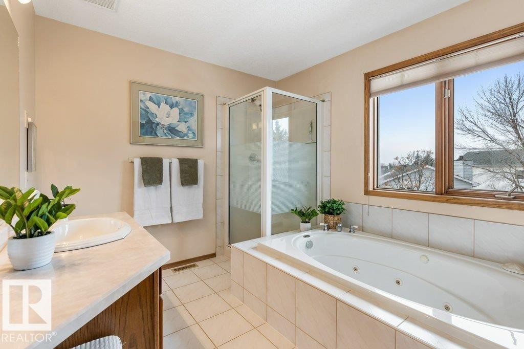 4344 28A Street, Edmonton, AB - Indoor Photo Showing Bathroom