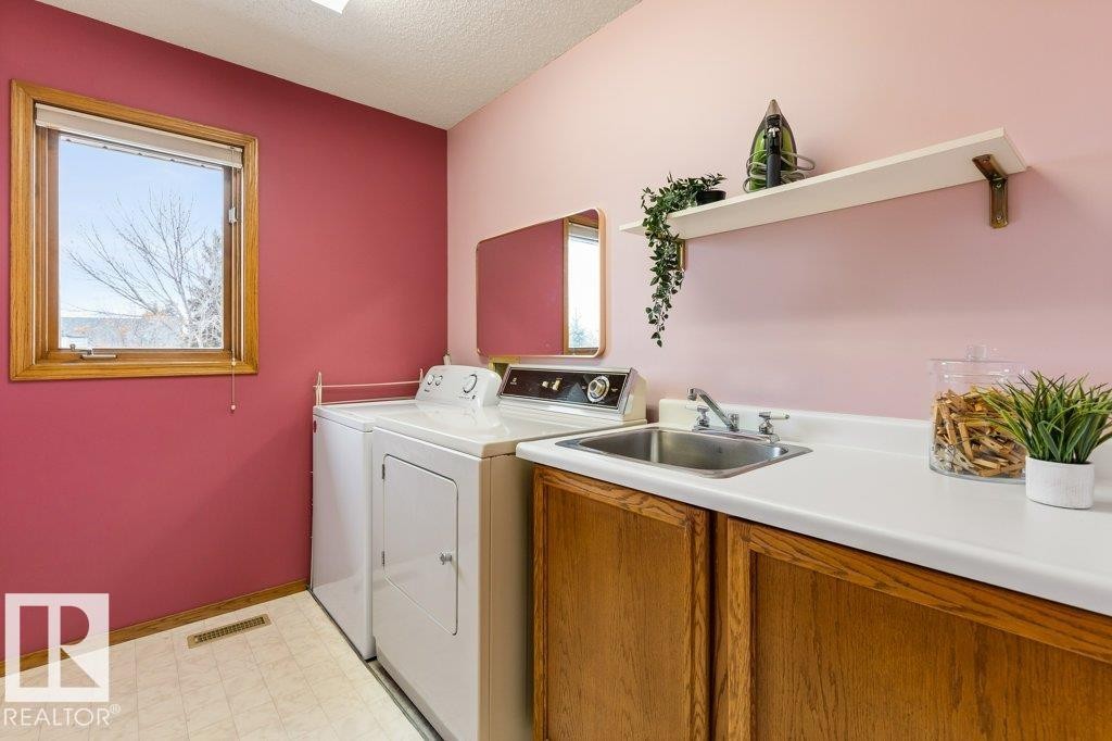 4344 28A Street, Edmonton, AB - Indoor Photo Showing Laundry Room