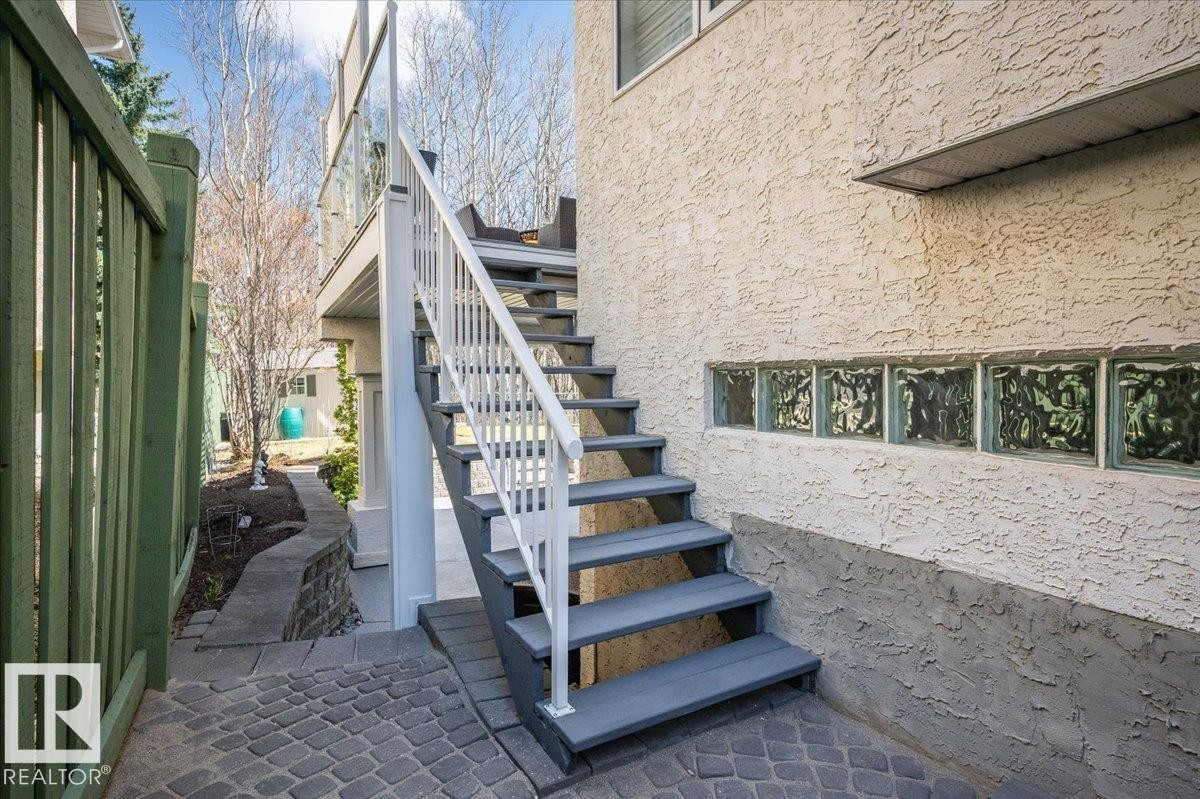 STAIRS FROM DINETTE PATIO TO THE BACK YARD - 314 Weaver Point(E), Edmonton, AB - Photo Showing Other Room
