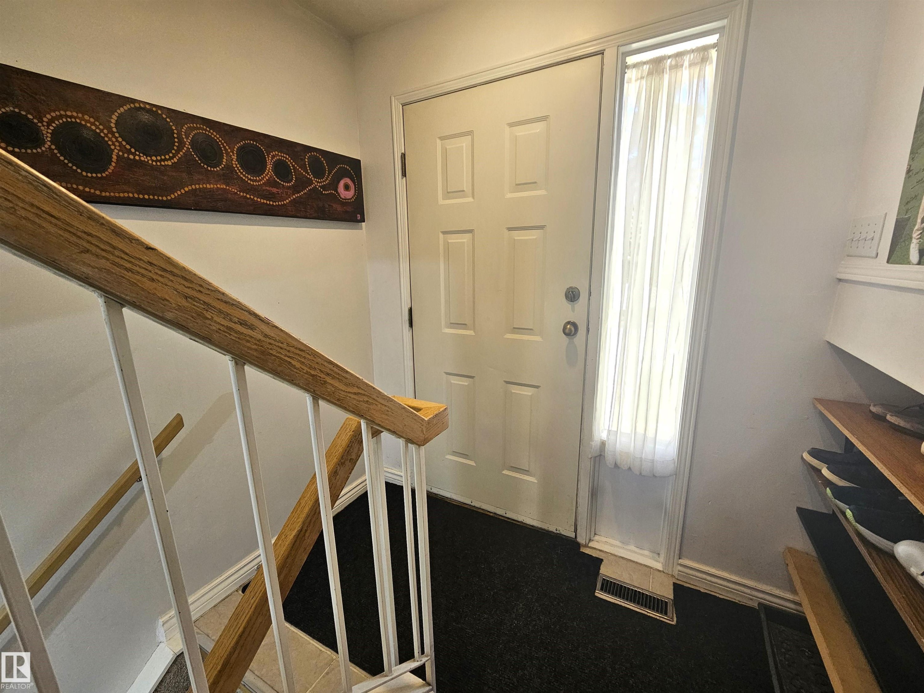 28 3645 145 Avenue, Edmonton, AB - Indoor Photo Showing Other Room