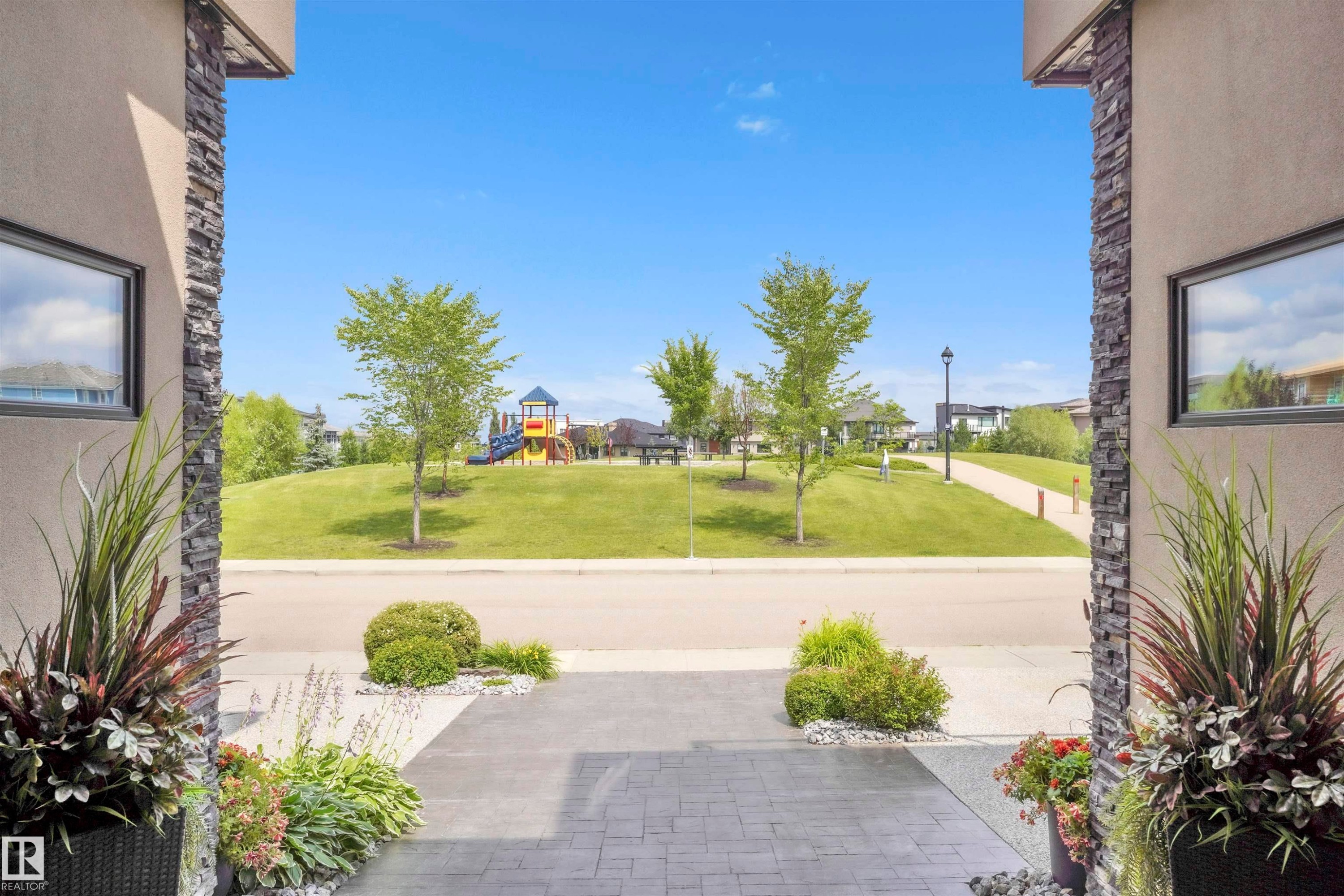 4727 Woolsey Common, Edmonton, AB - Outdoor