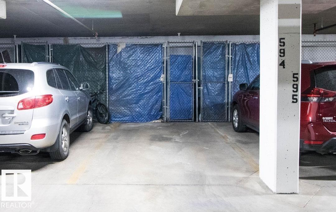 418 13111 140 Avenue, Edmonton, AB - Indoor Photo Showing Garage