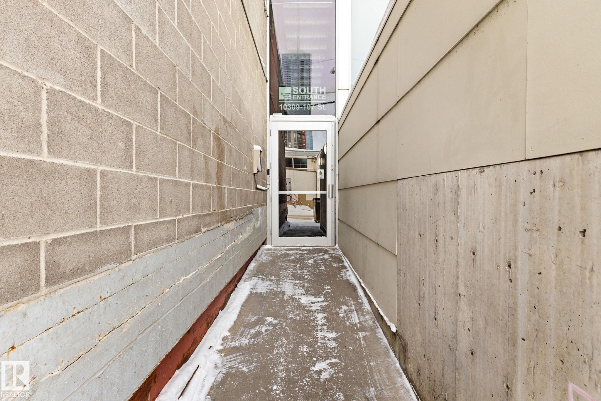 #213 10309 107 St Nw, Edmonton, AB - Photo Showing Other Room