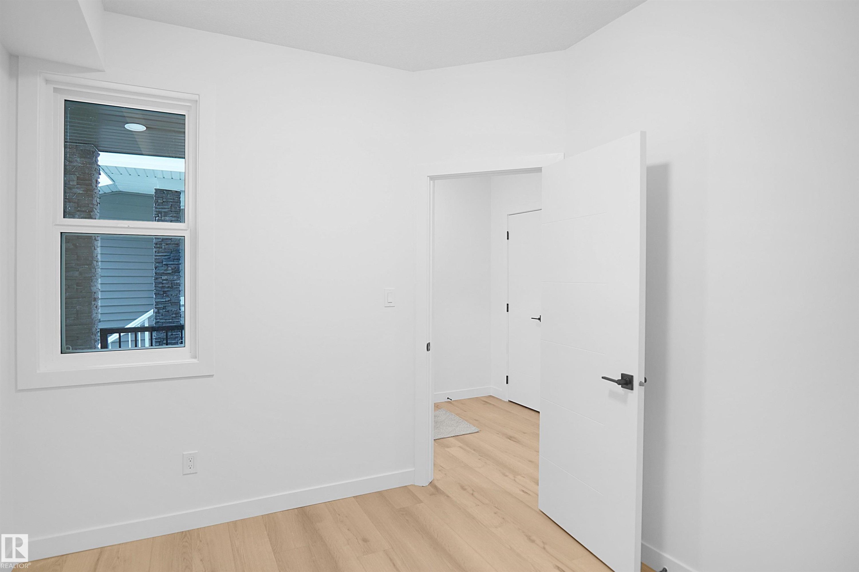117 Peirwyck Loop, Spruce Grove, AB - Indoor Photo Showing Other Room