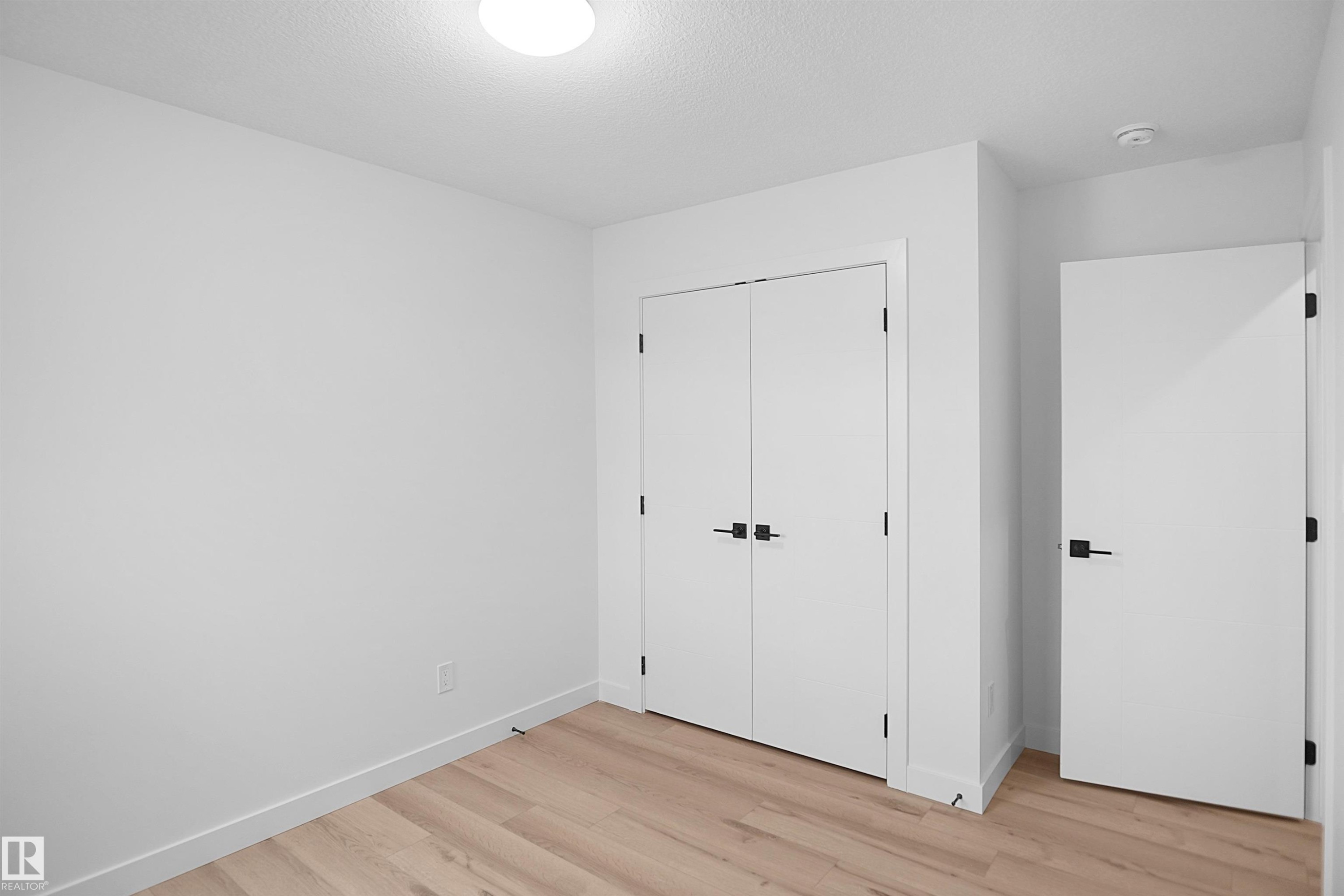 117 Peirwyck Loop, Spruce Grove, AB - Indoor Photo Showing Other Room