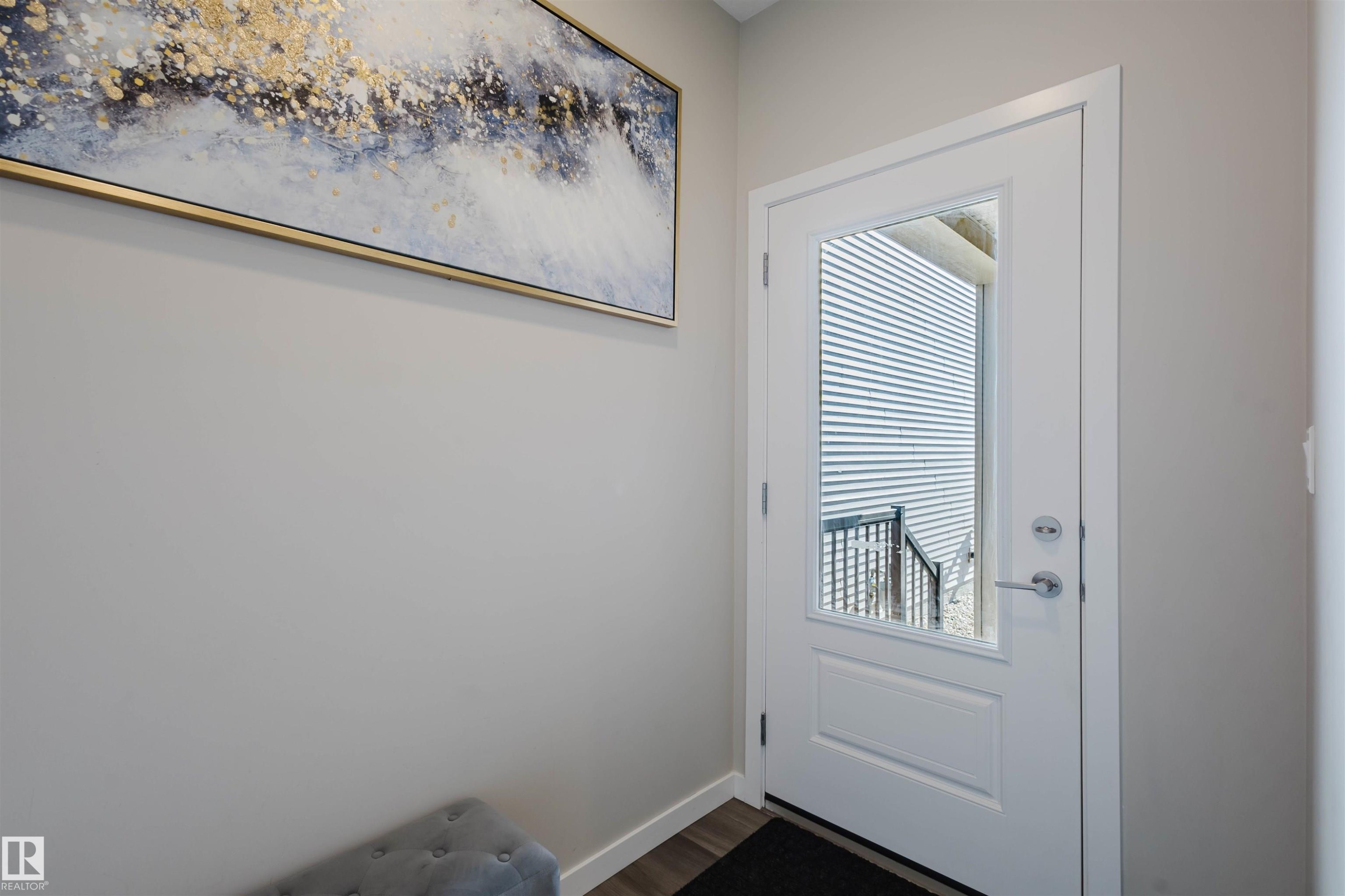 5612 Hawthorn Way, Edmonton, AB - Indoor Photo Showing Other Room