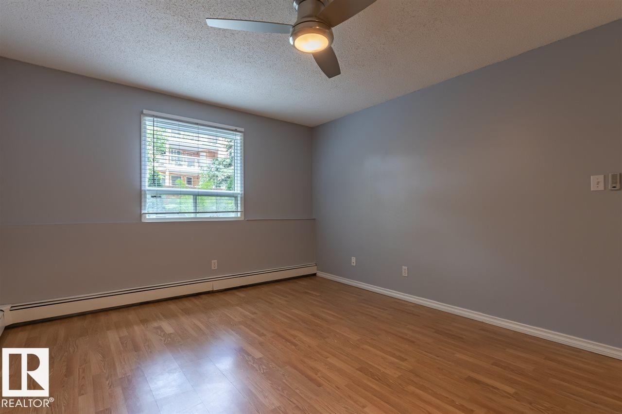 108 9010 106 Avenue, Edmonton, AB - Indoor Photo Showing Other Room