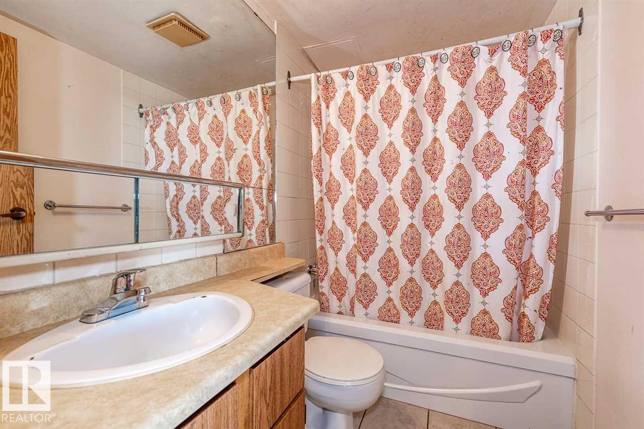 606 12831 66 Street, Edmonton, AB - Indoor Photo Showing Bathroom